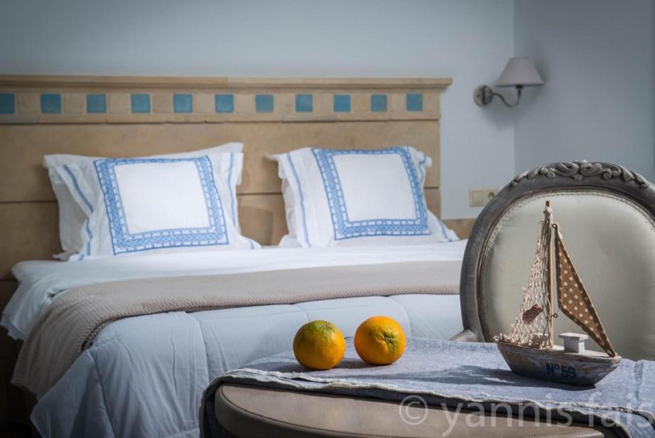 Deluxe Studio with Sea View - Photo 3