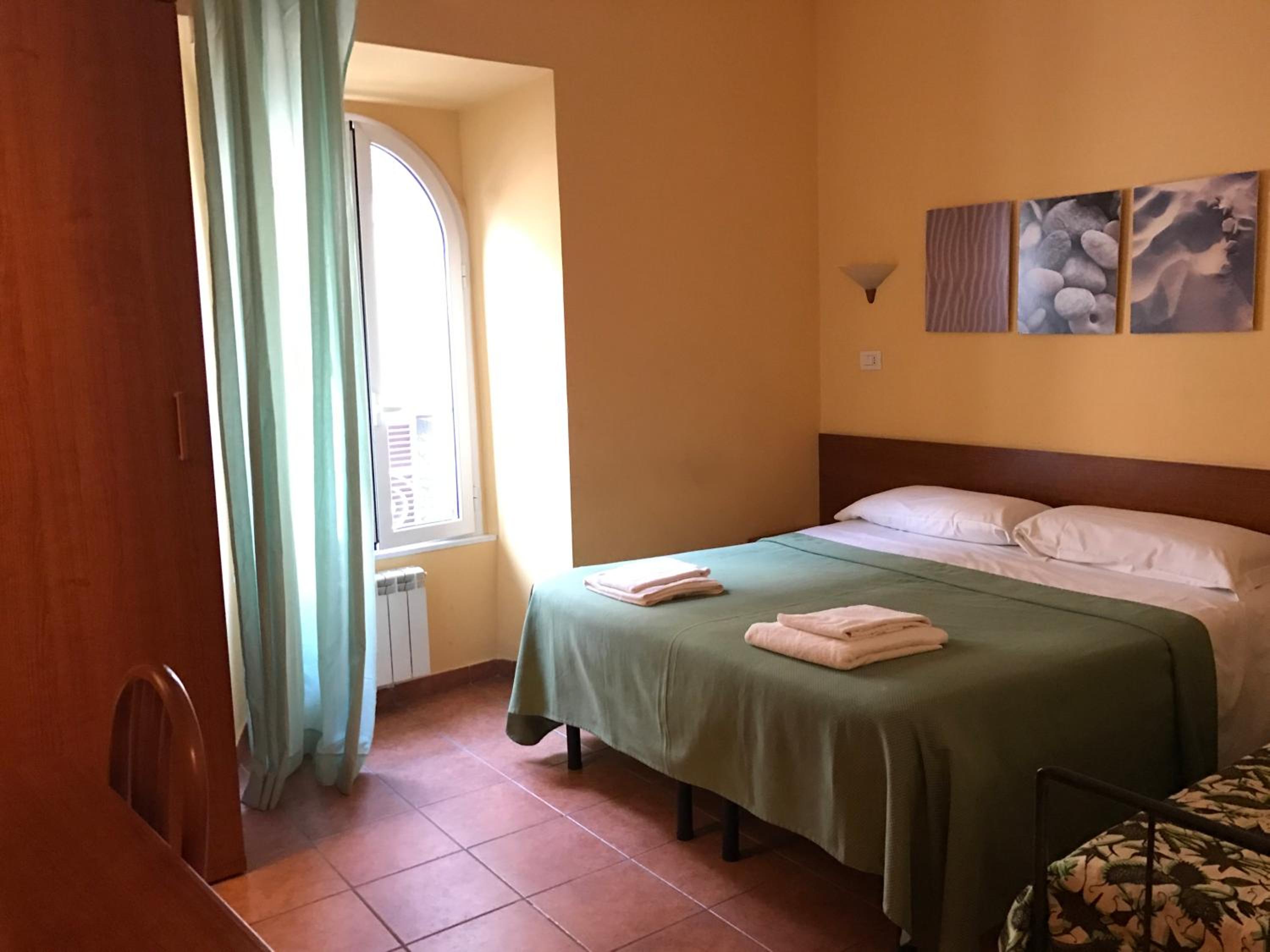 Triple Room photo 2