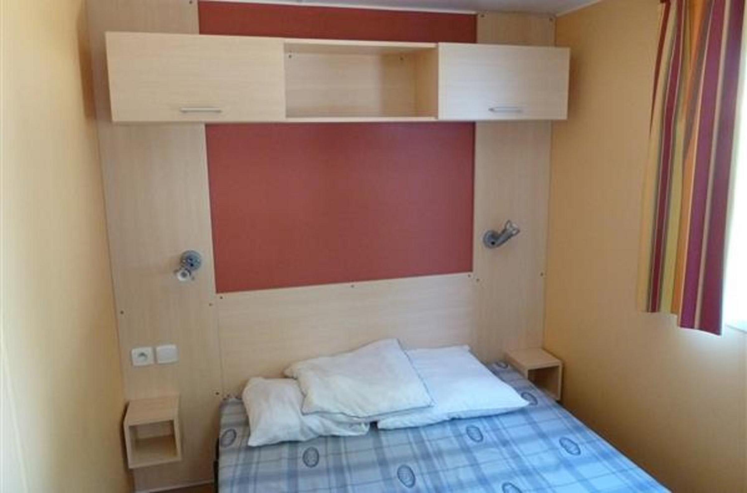 Mobile Home photo 2
