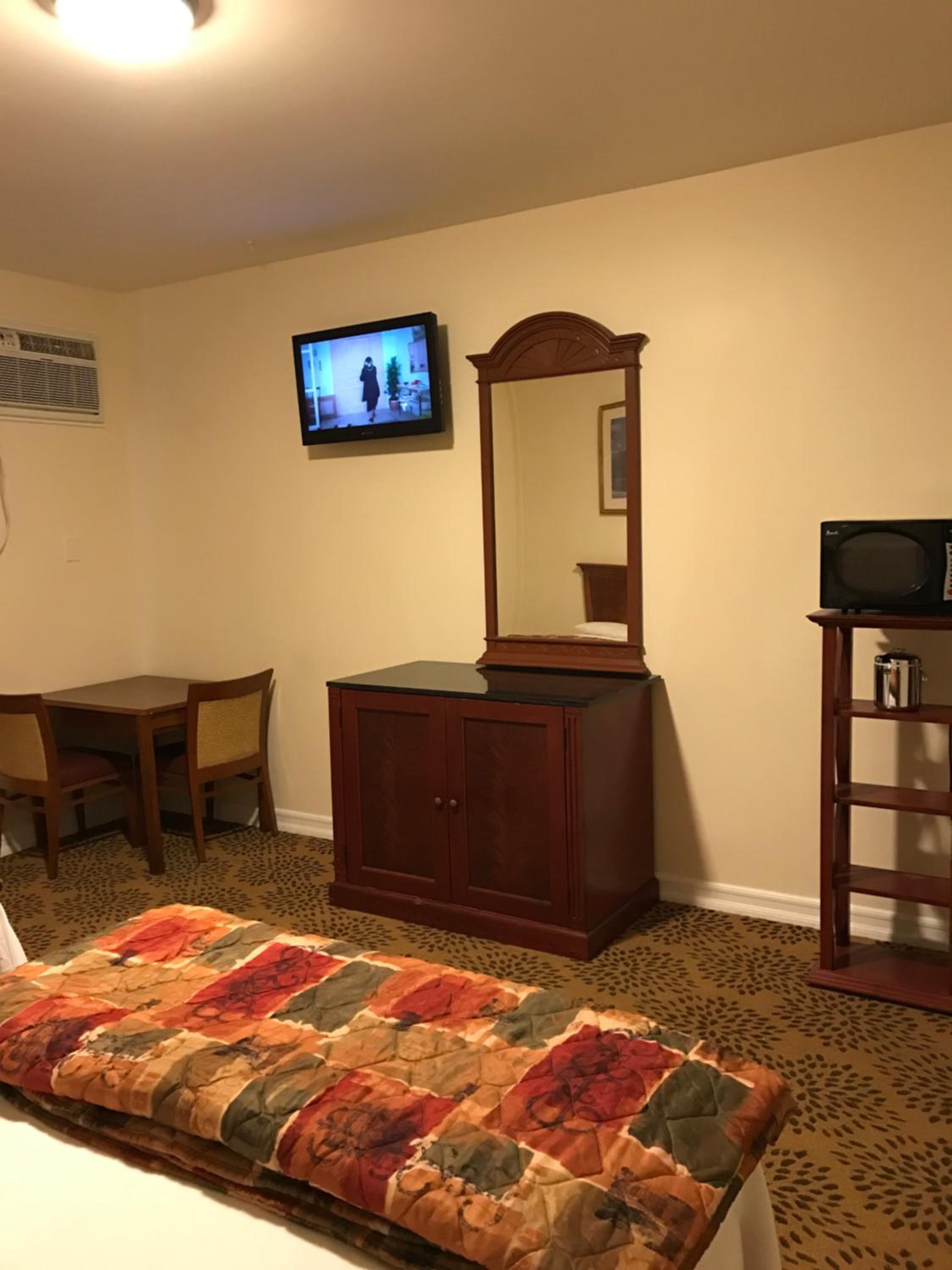 Standard Double Room - Photo 4