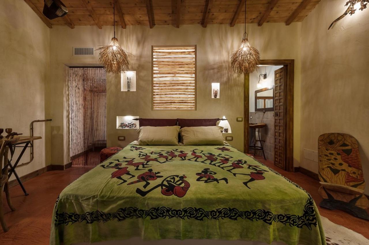 Deluxe Junior Suite - Photo 8
