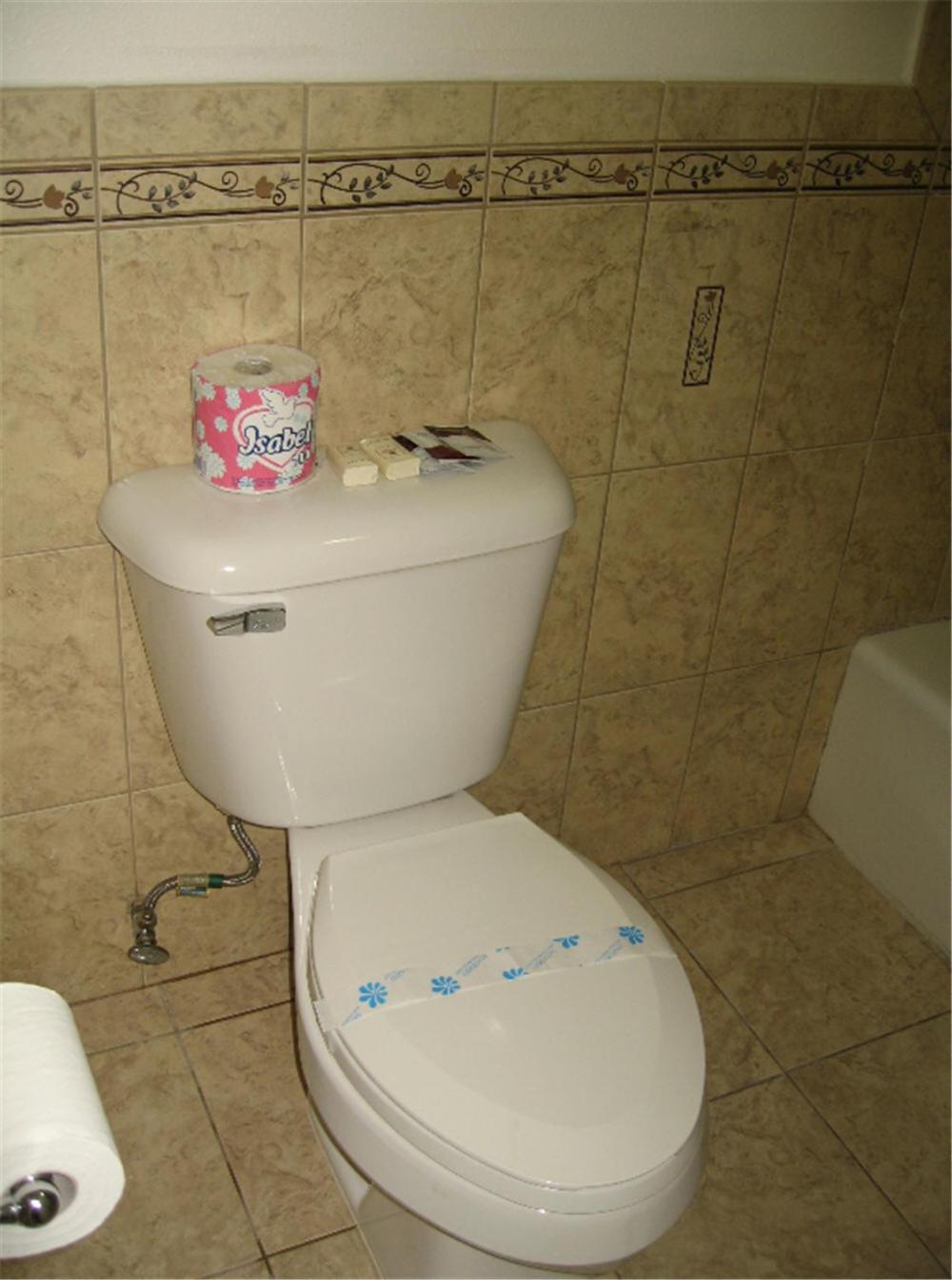 Deluxe King Room - Photo 11