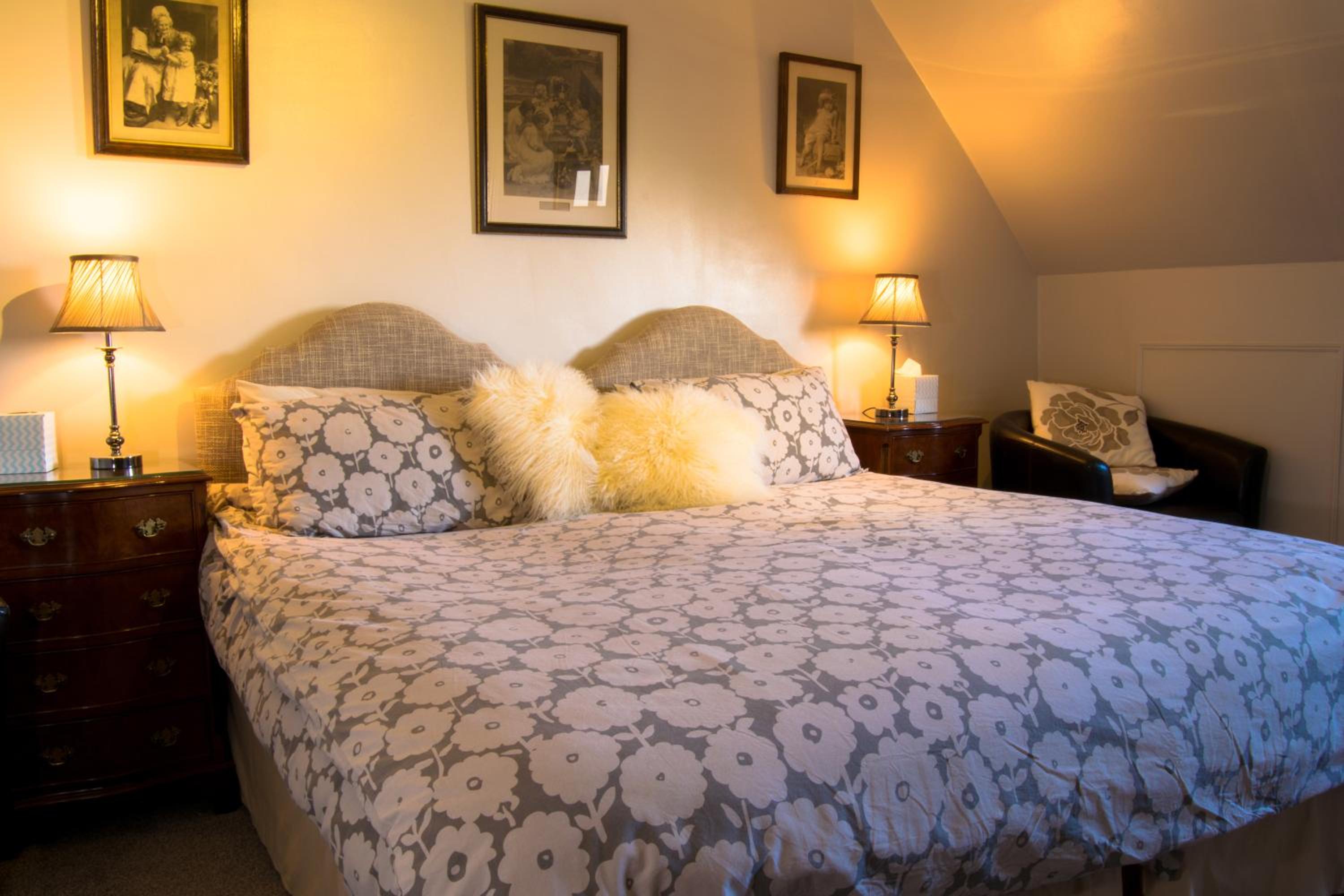 Deluxe Double or Twin Room - Photo 1