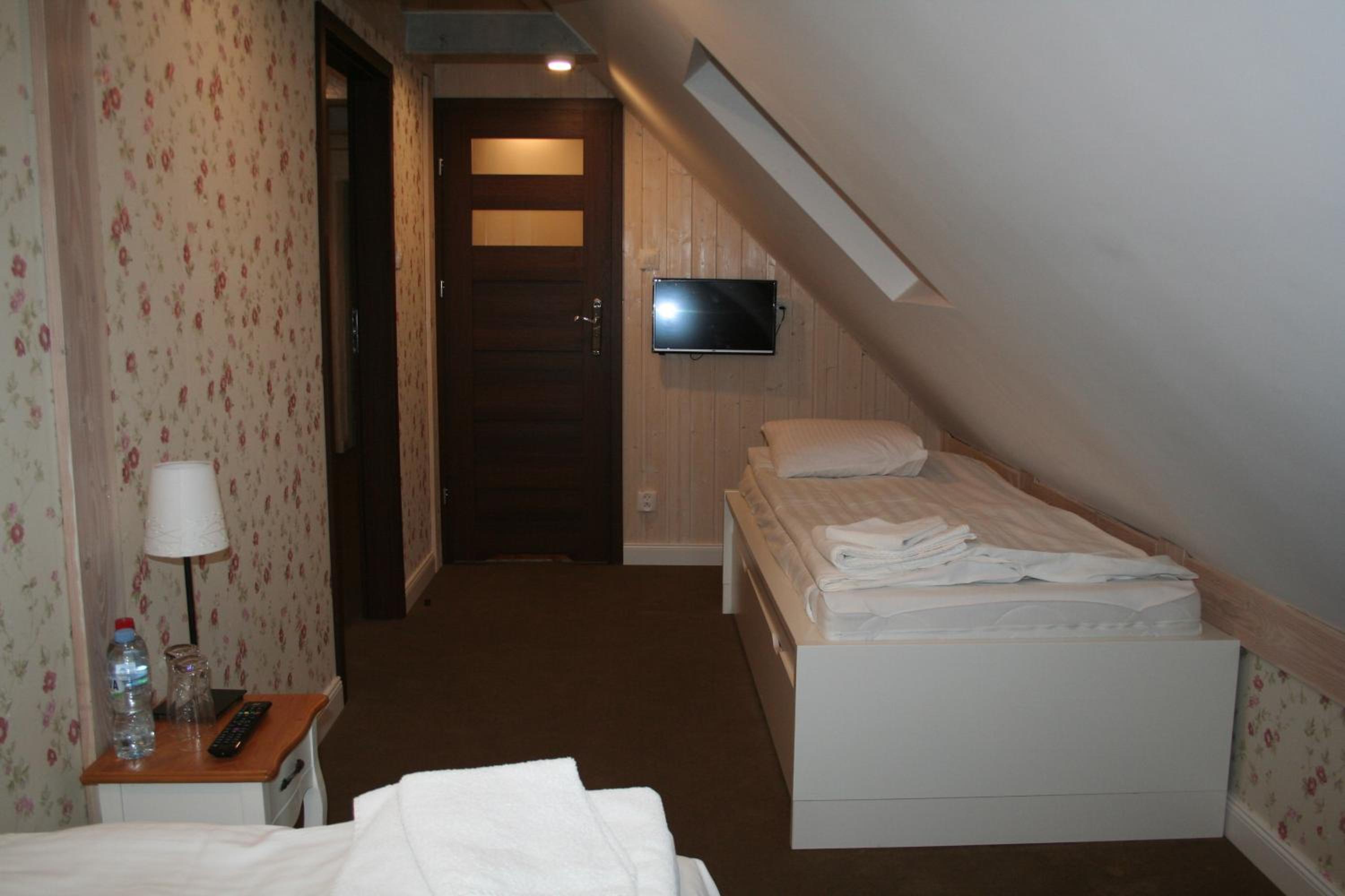 Double Room - Attic photo 1
