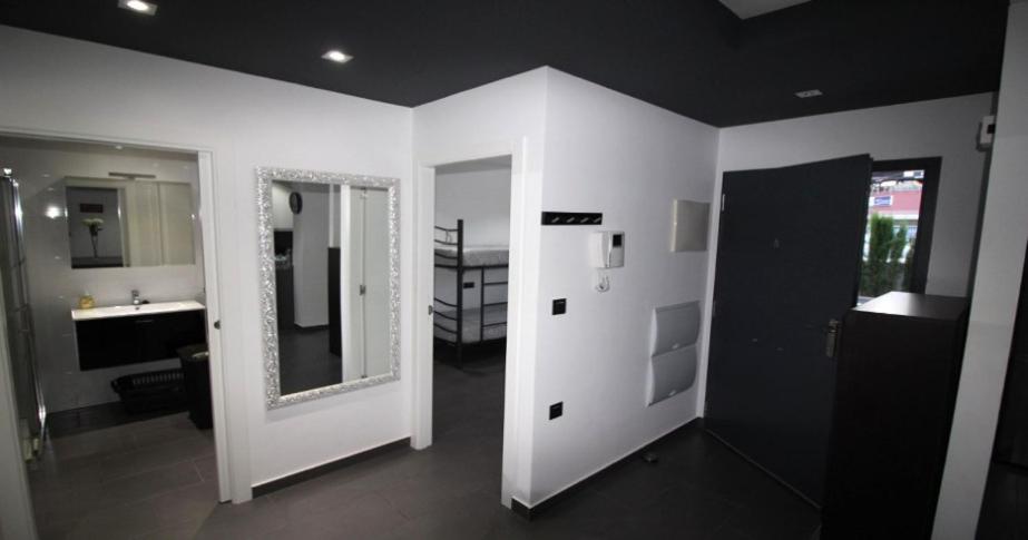 Apartamento con vista a la piscina