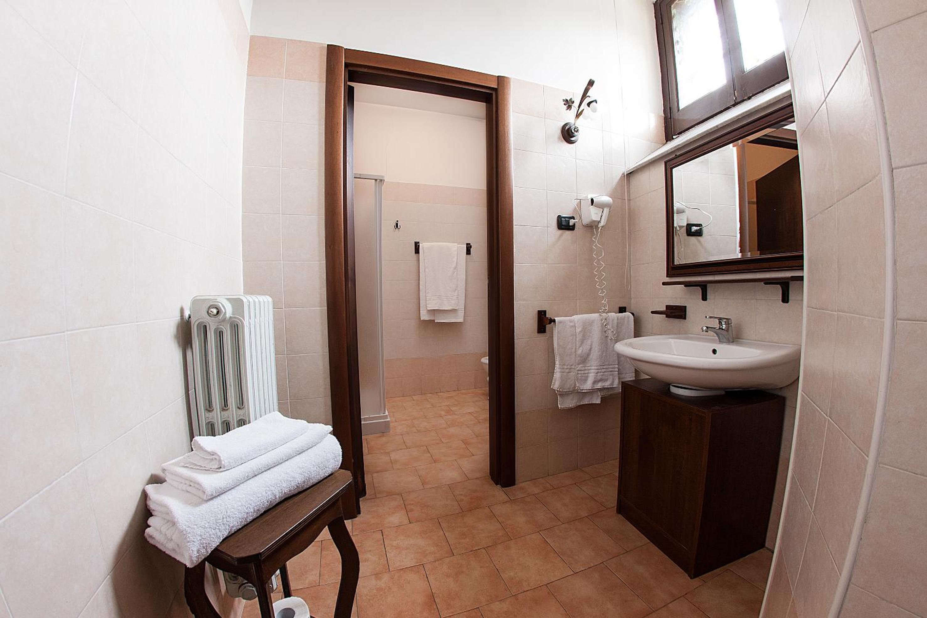 Classic Triple Room photo 2