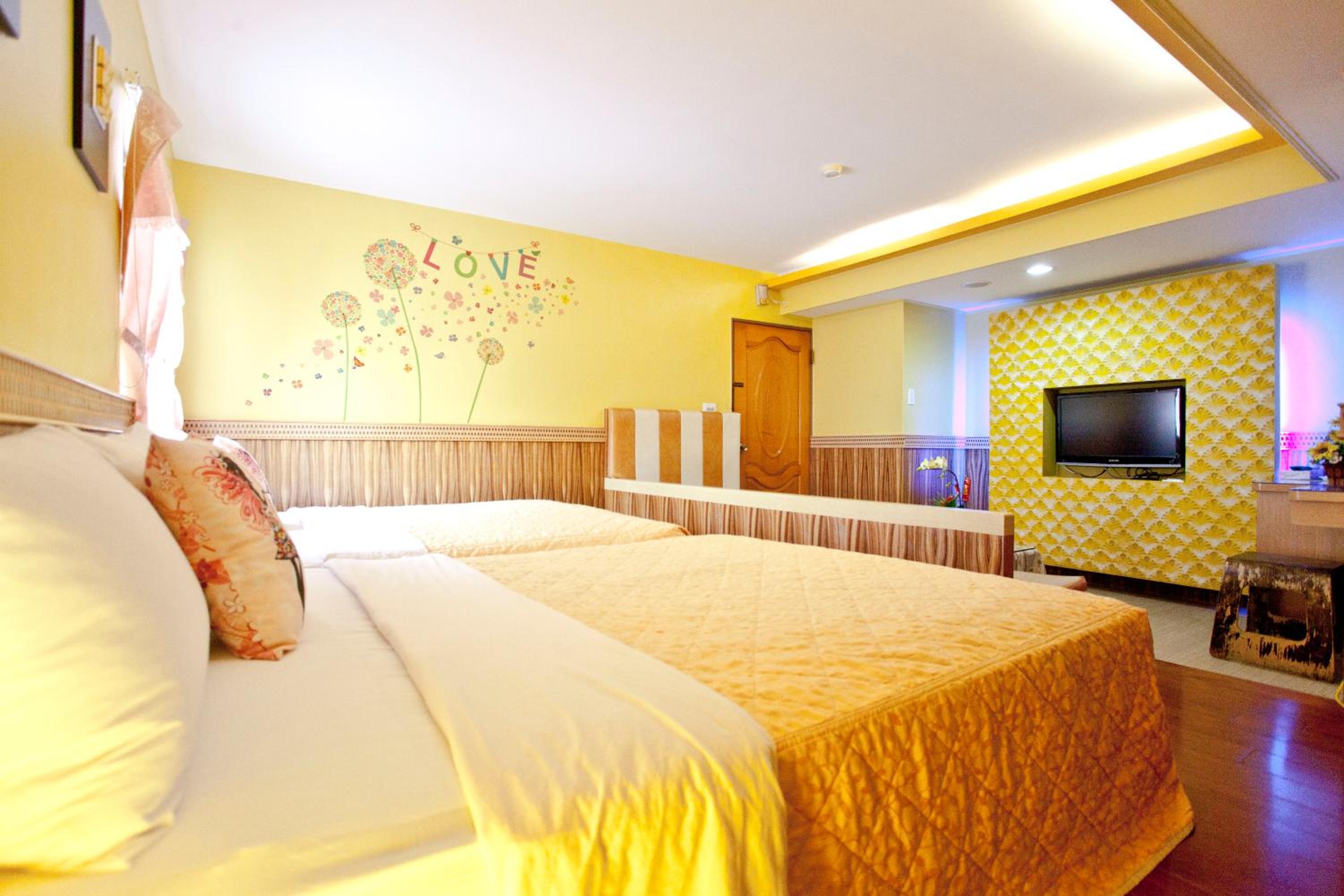 Deluxe Quadruple Room