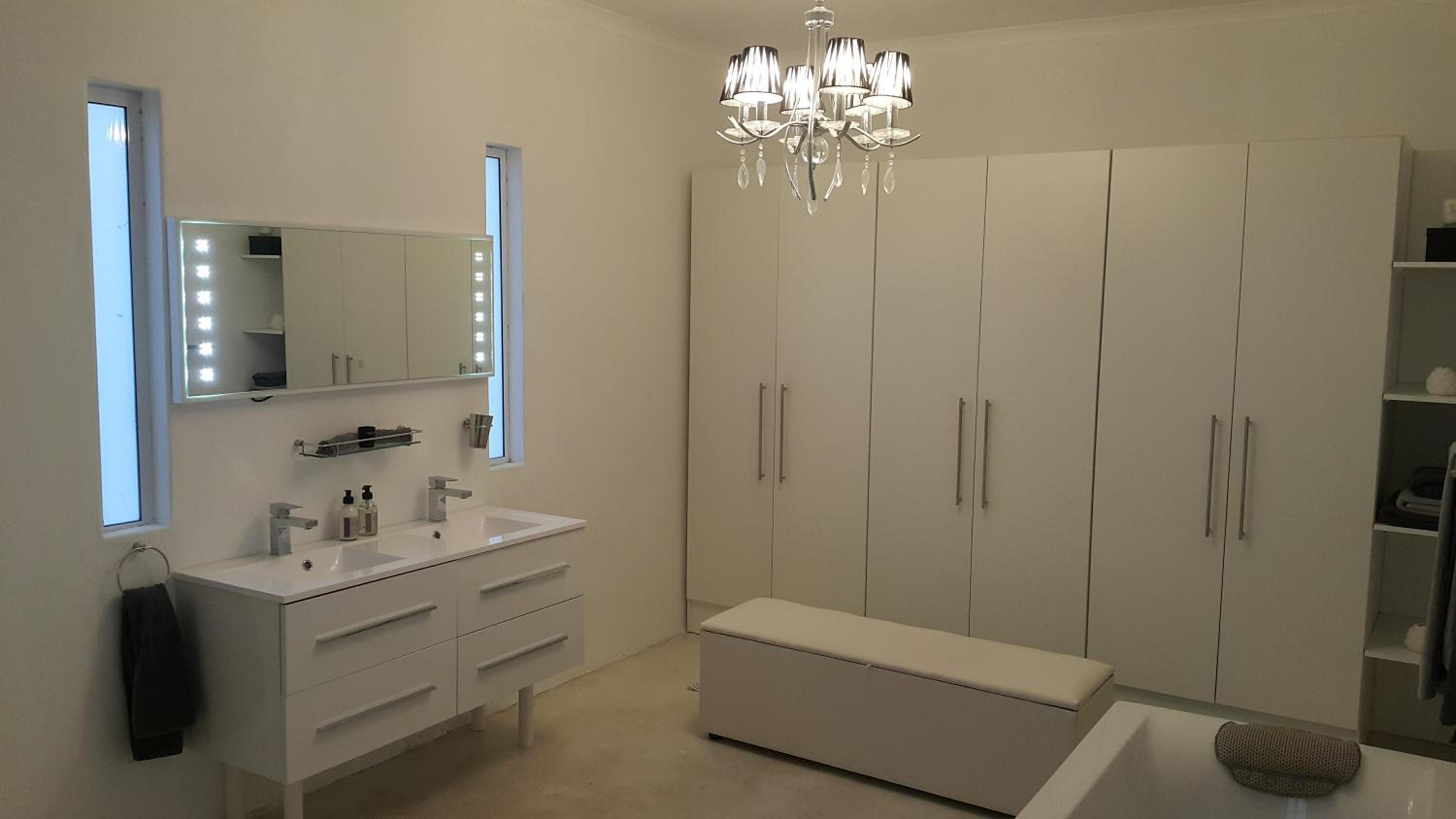 Apartment - Split Level with Ocean View - Photo 30