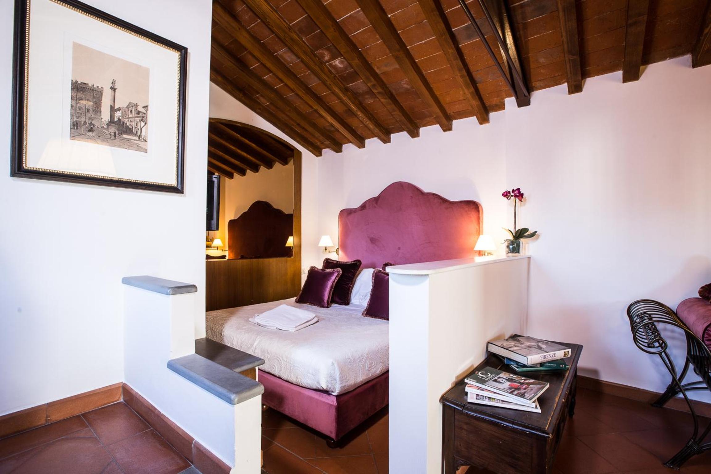 Suite with City View photo 2