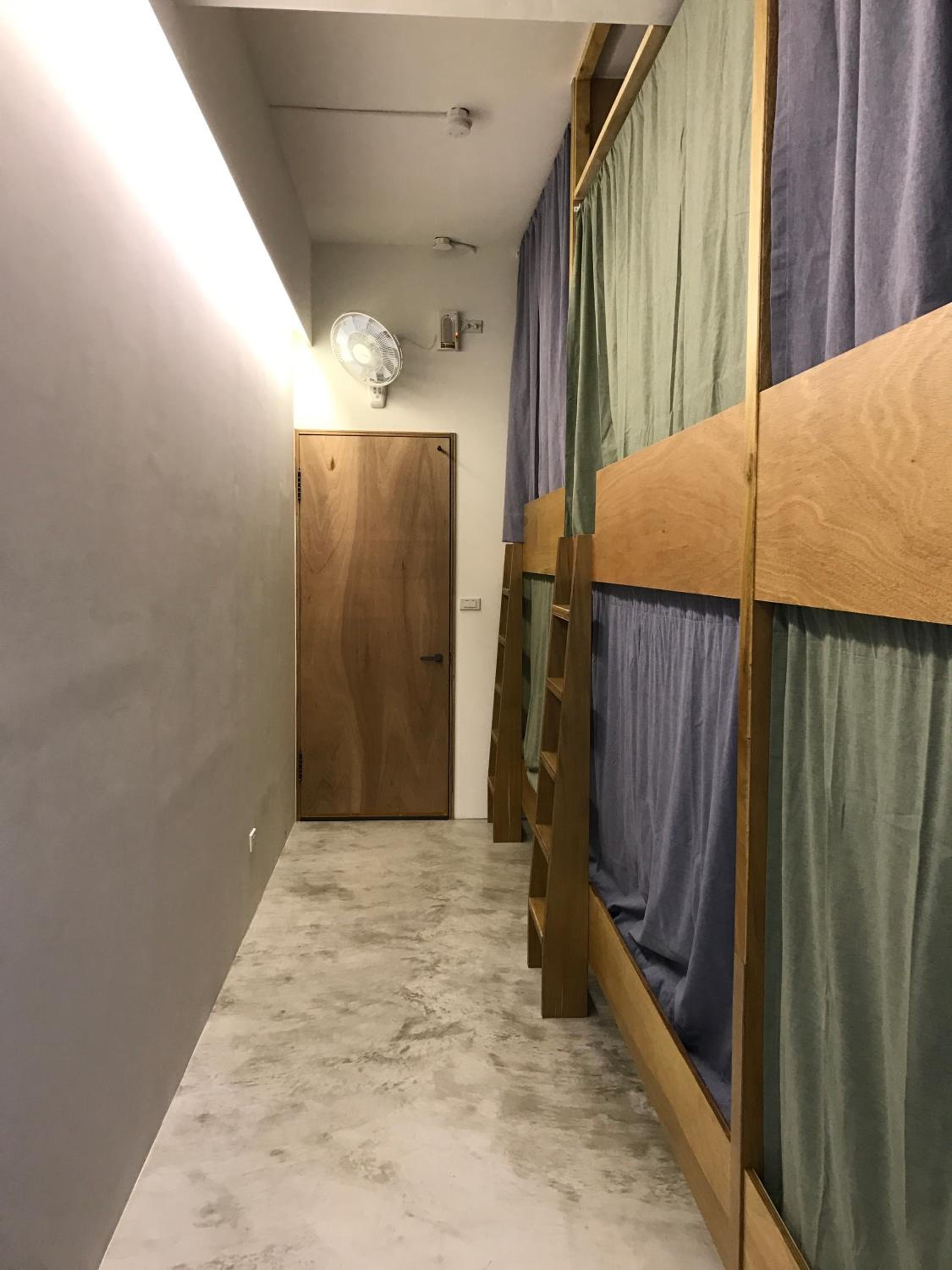 Bed in 6-Bed Female Dormitory Room photo 1
