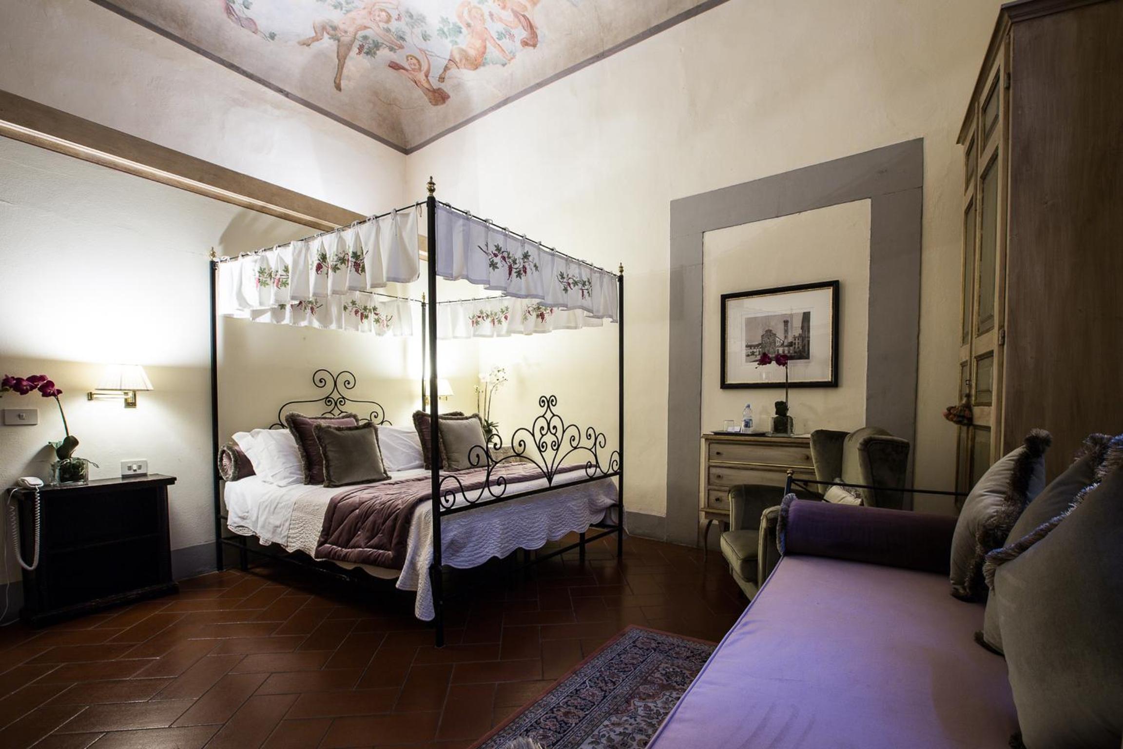 Standard Triple Room photo 2