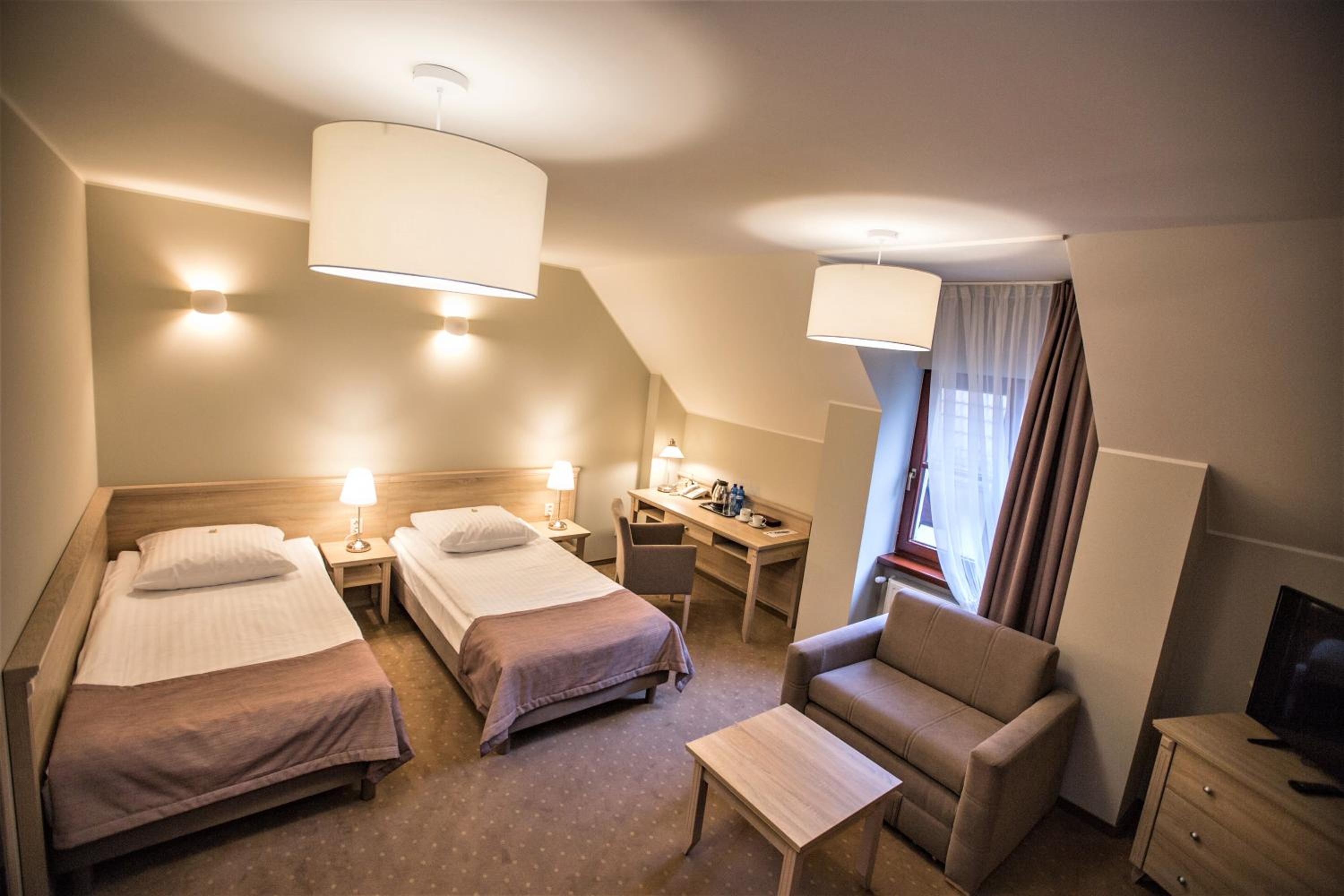 Twin Room - Photo 4