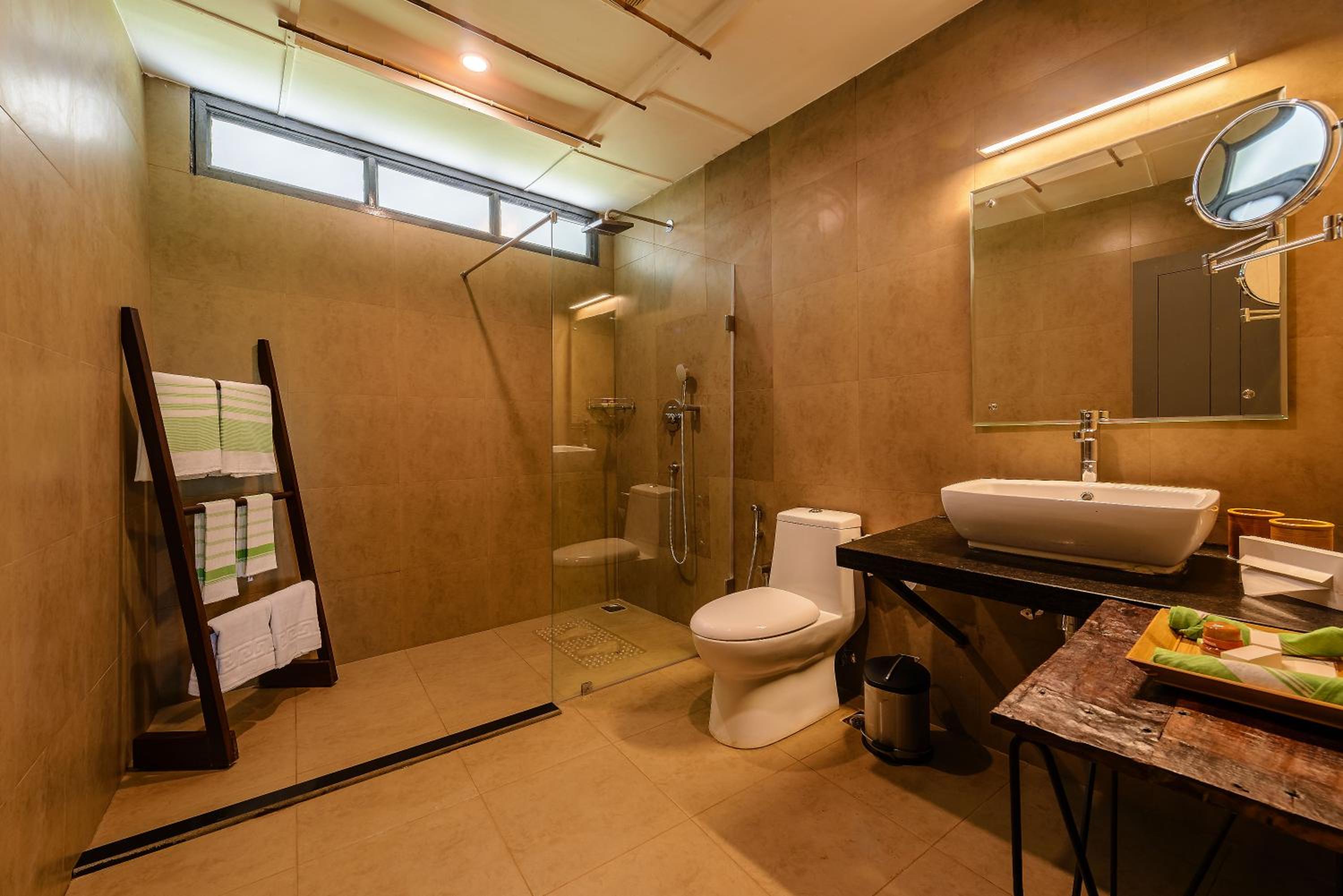 Superior Room with Balcony - Complimentary in-house trekking activities