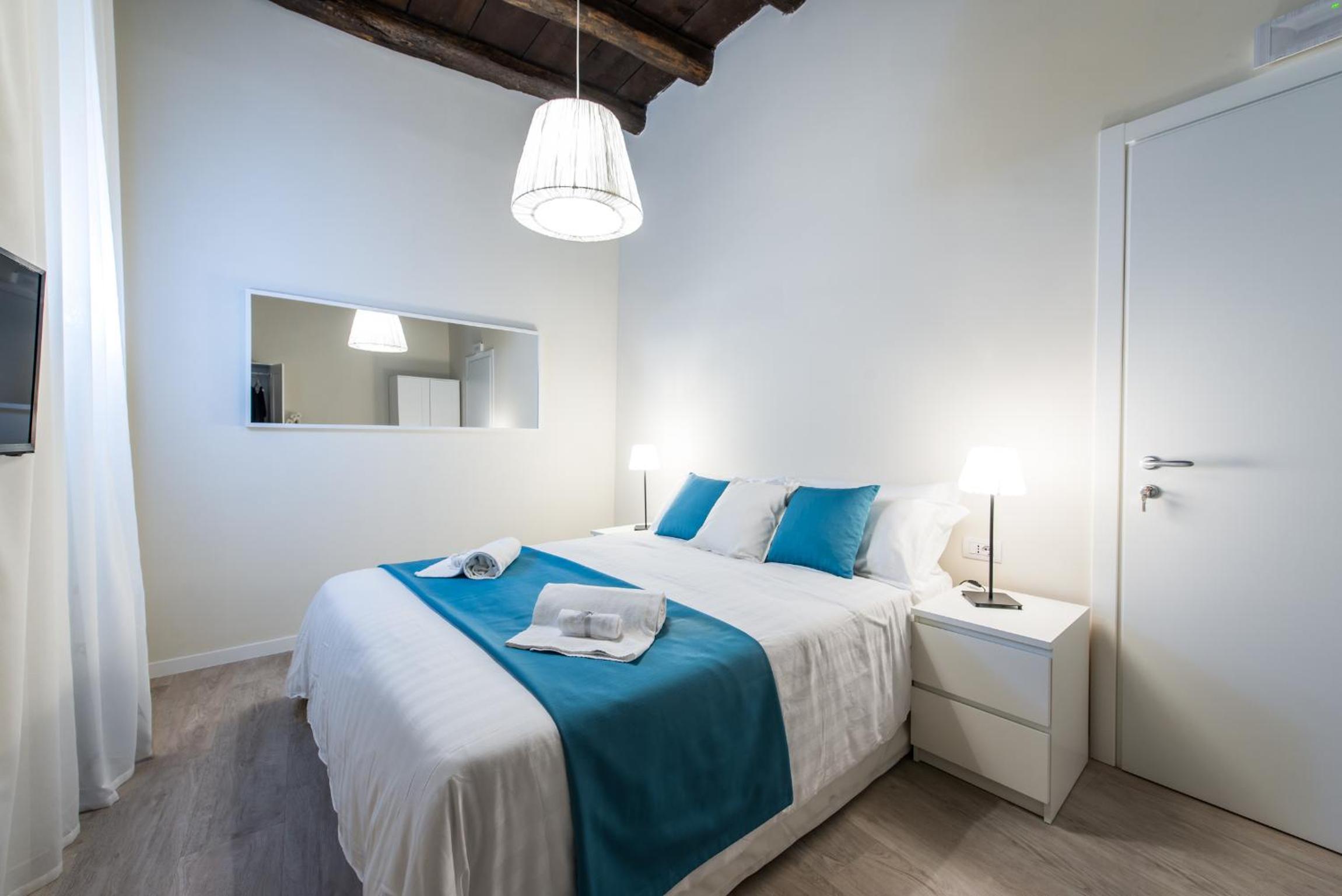 Standard Double Room - Photo 2