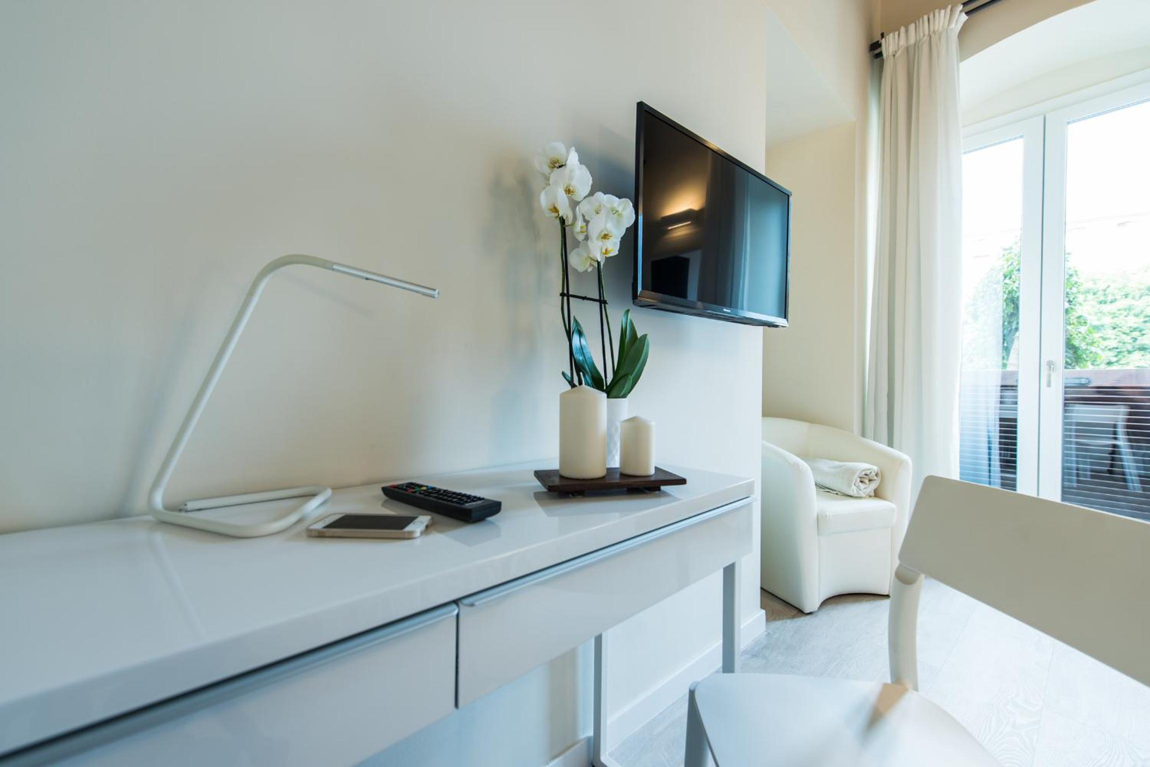 Deluxe Double Room with Balcony