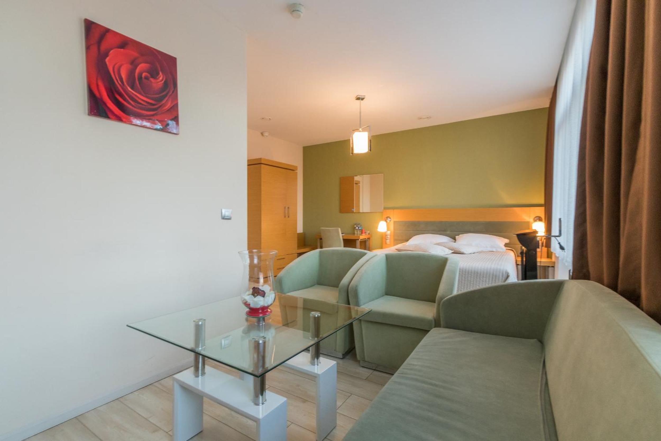 Deluxe Double Room with Spa Bath  - Photo 1