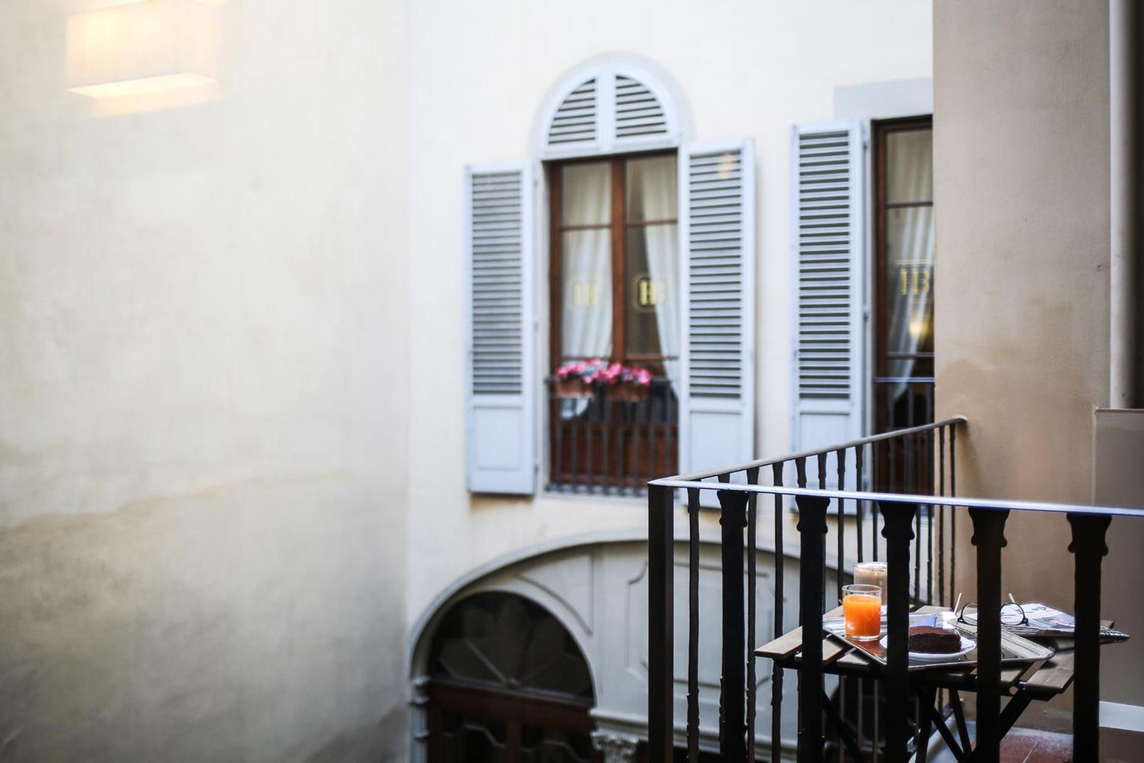 Single Room with Balcony photo 3