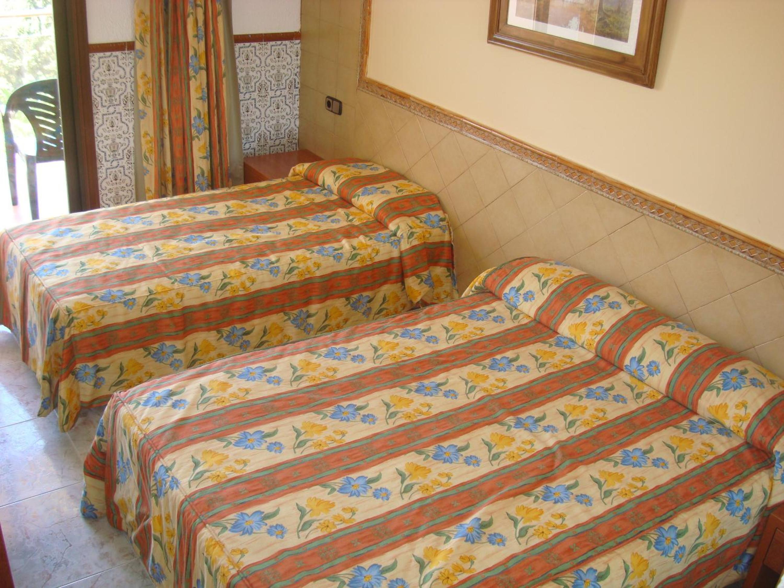 Habitación Doble Estándar o con Dos Camas Individuales.