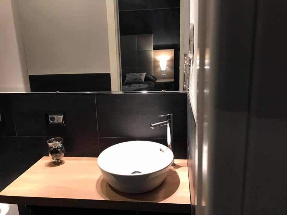 Triple Room - Photo 8