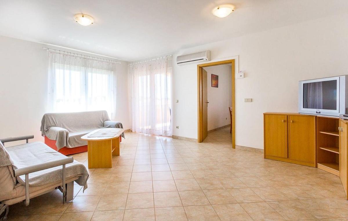 Two-Bedroom Apartment Standard