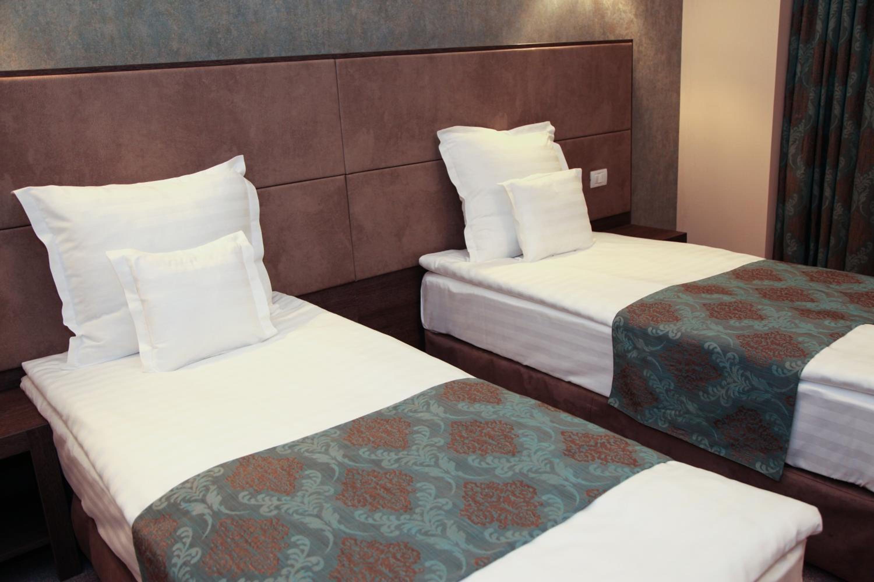 Standard Double Room - Photo 26