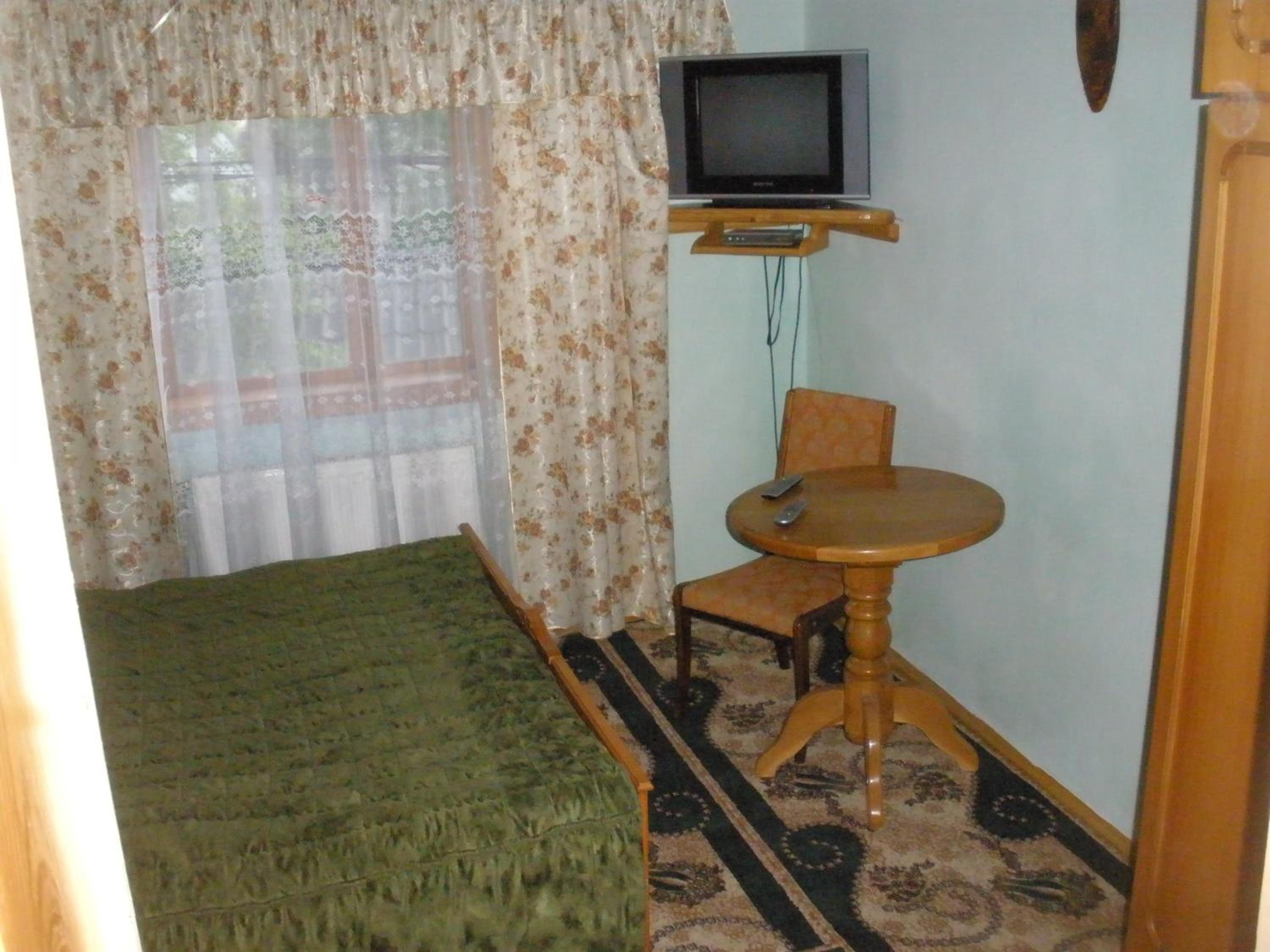 Economy Double Room photo 2