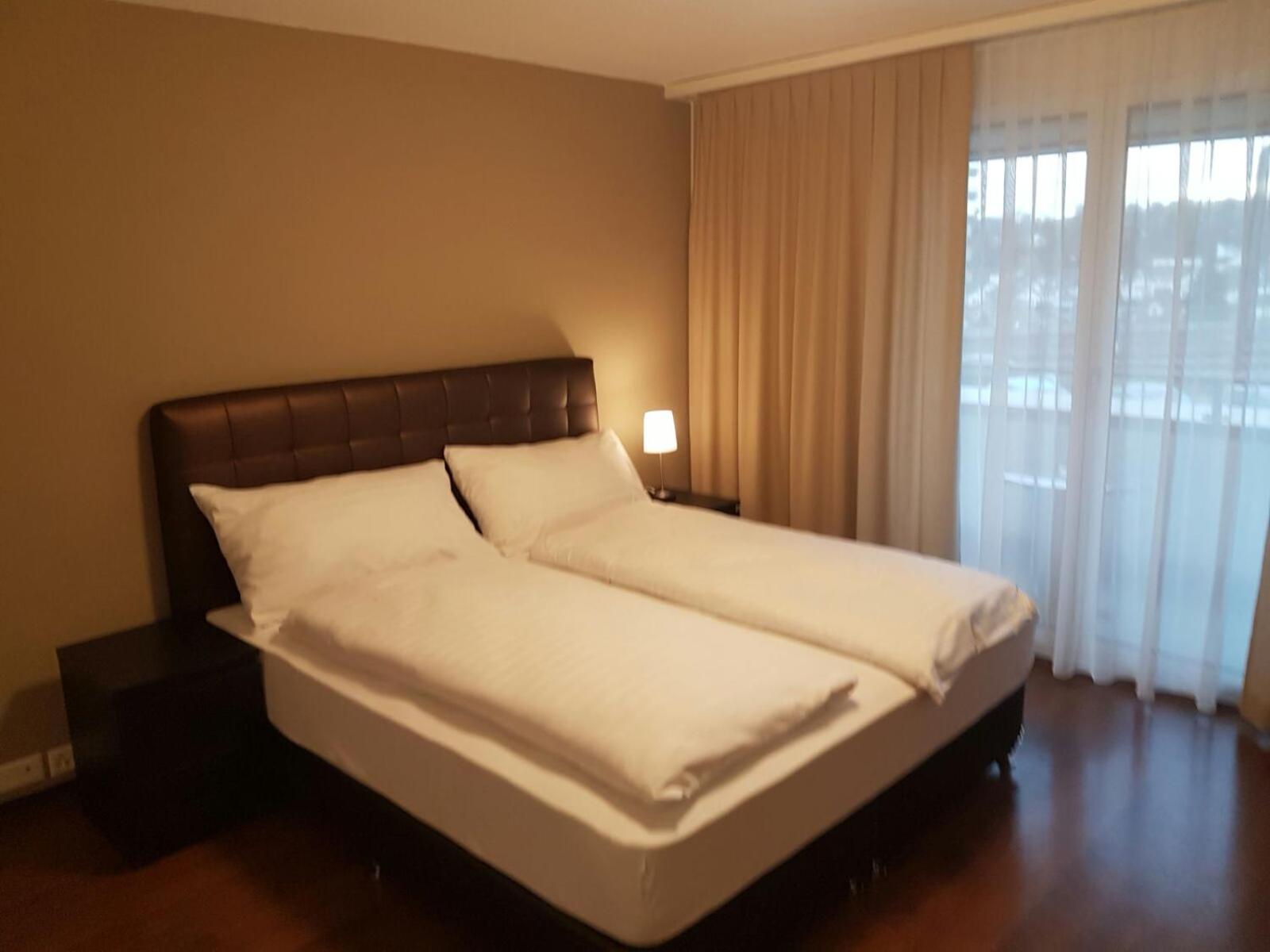 Double Room with Private Bathroom - Photo 7