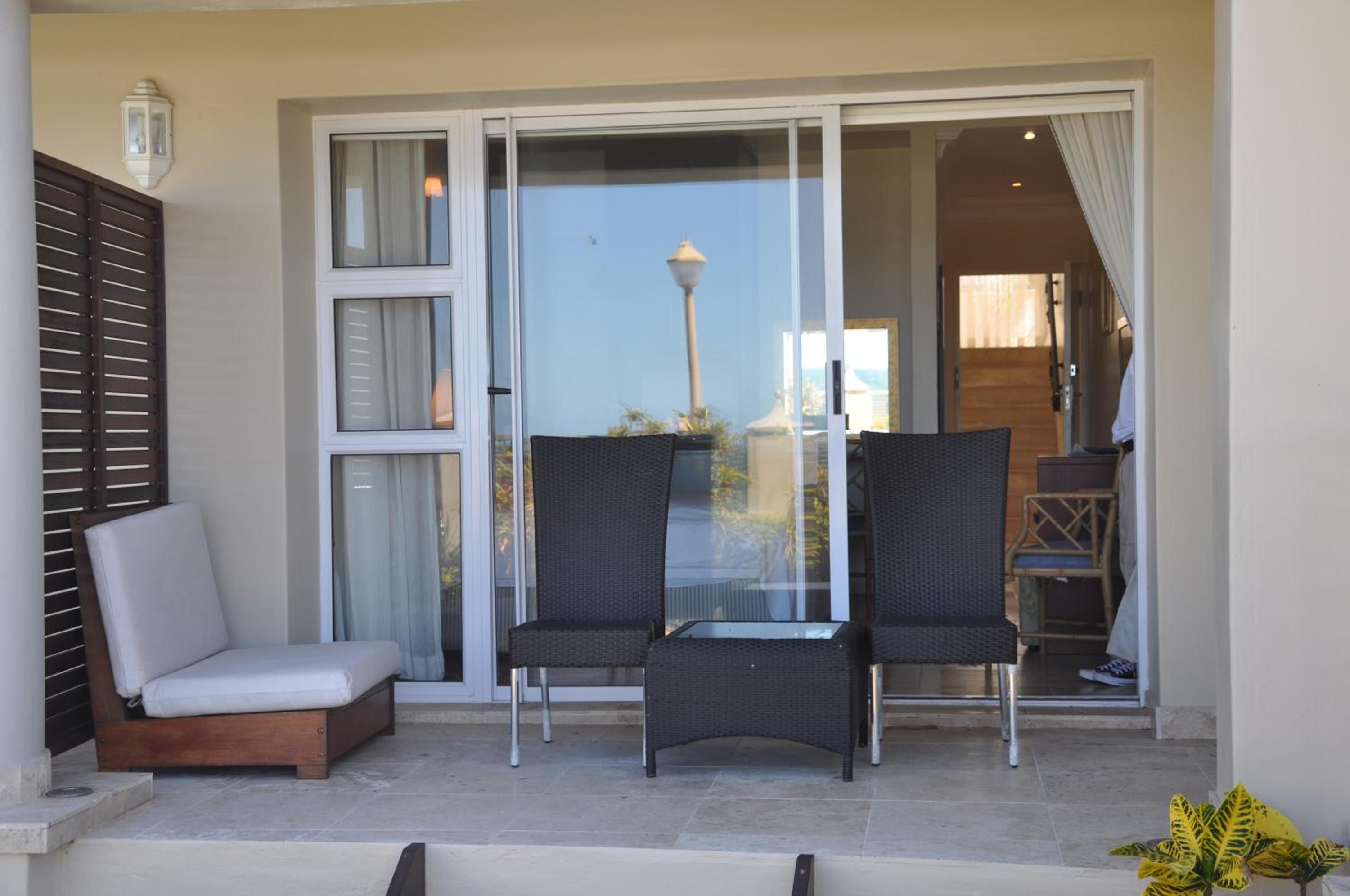 Standard Double Room with Sea View - Photo 2