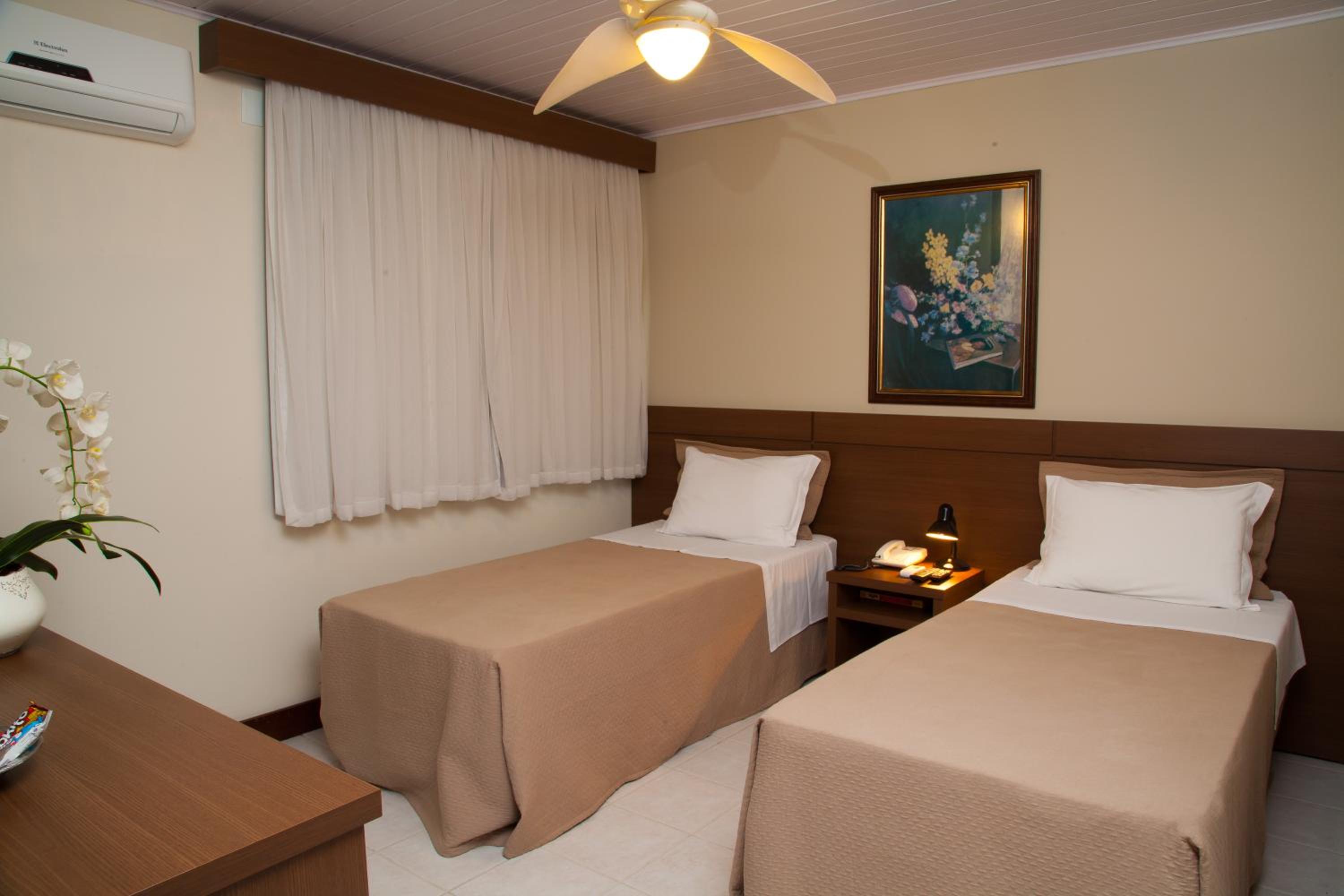 Quarto Executivo Solteiro photo 2