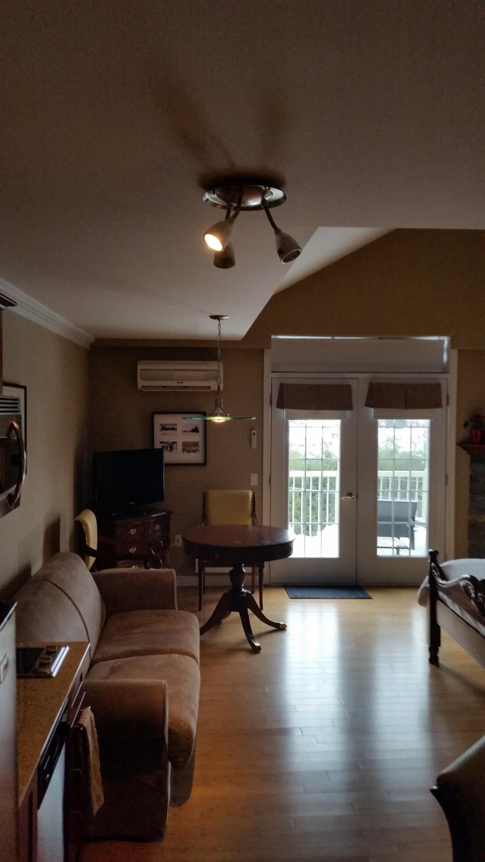 Apartment photo 3