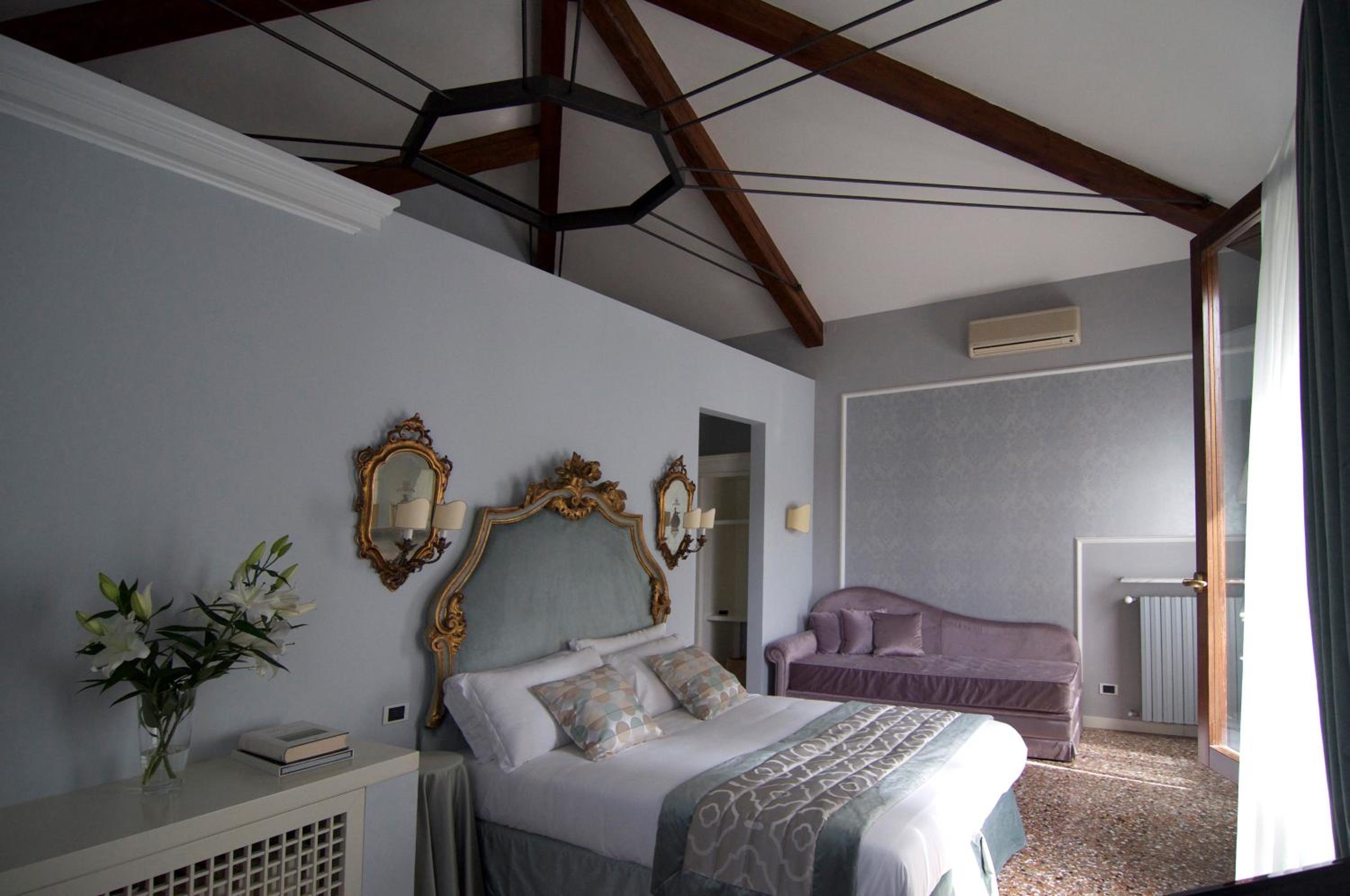 Luxury Triple Room photo 1