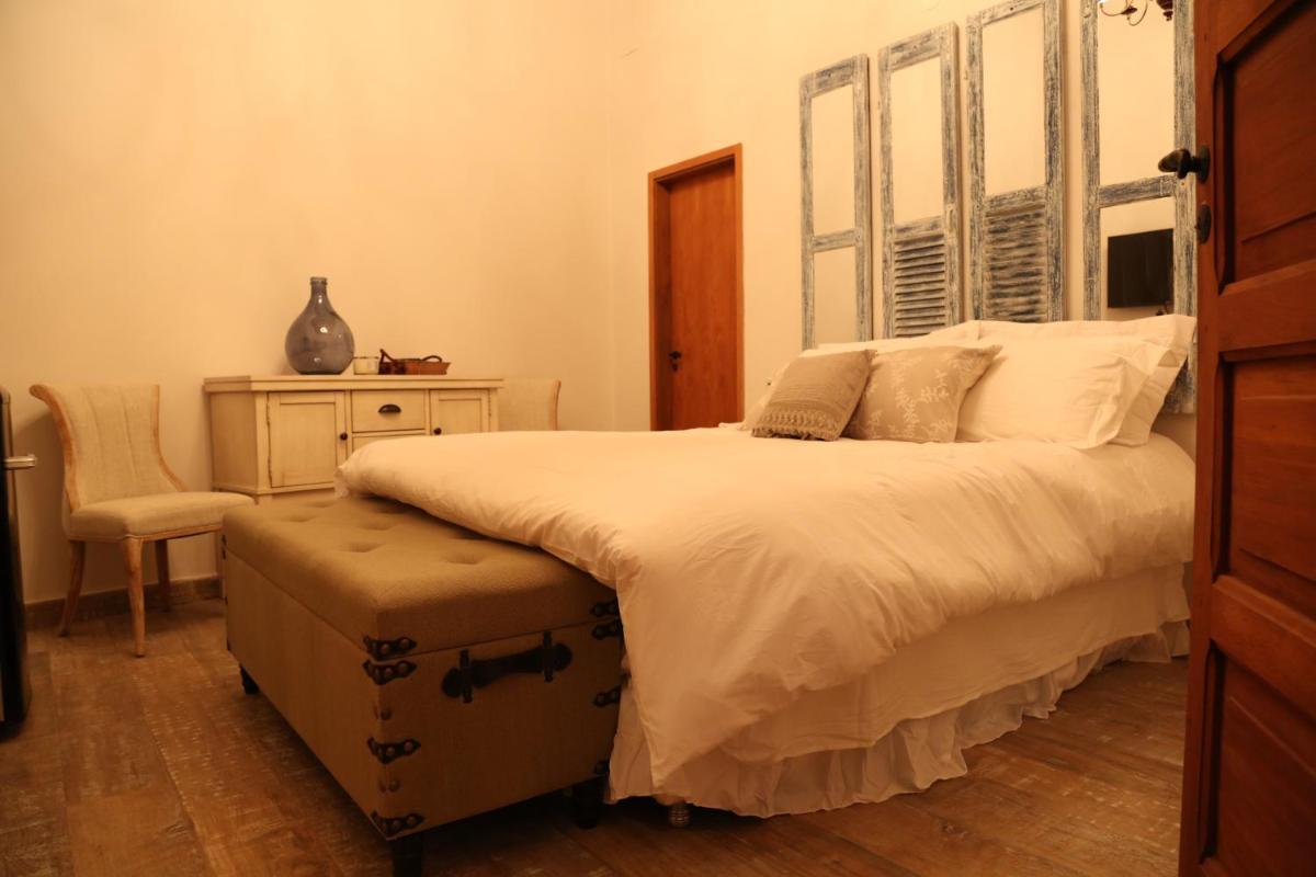 Superior King Suite photo 2