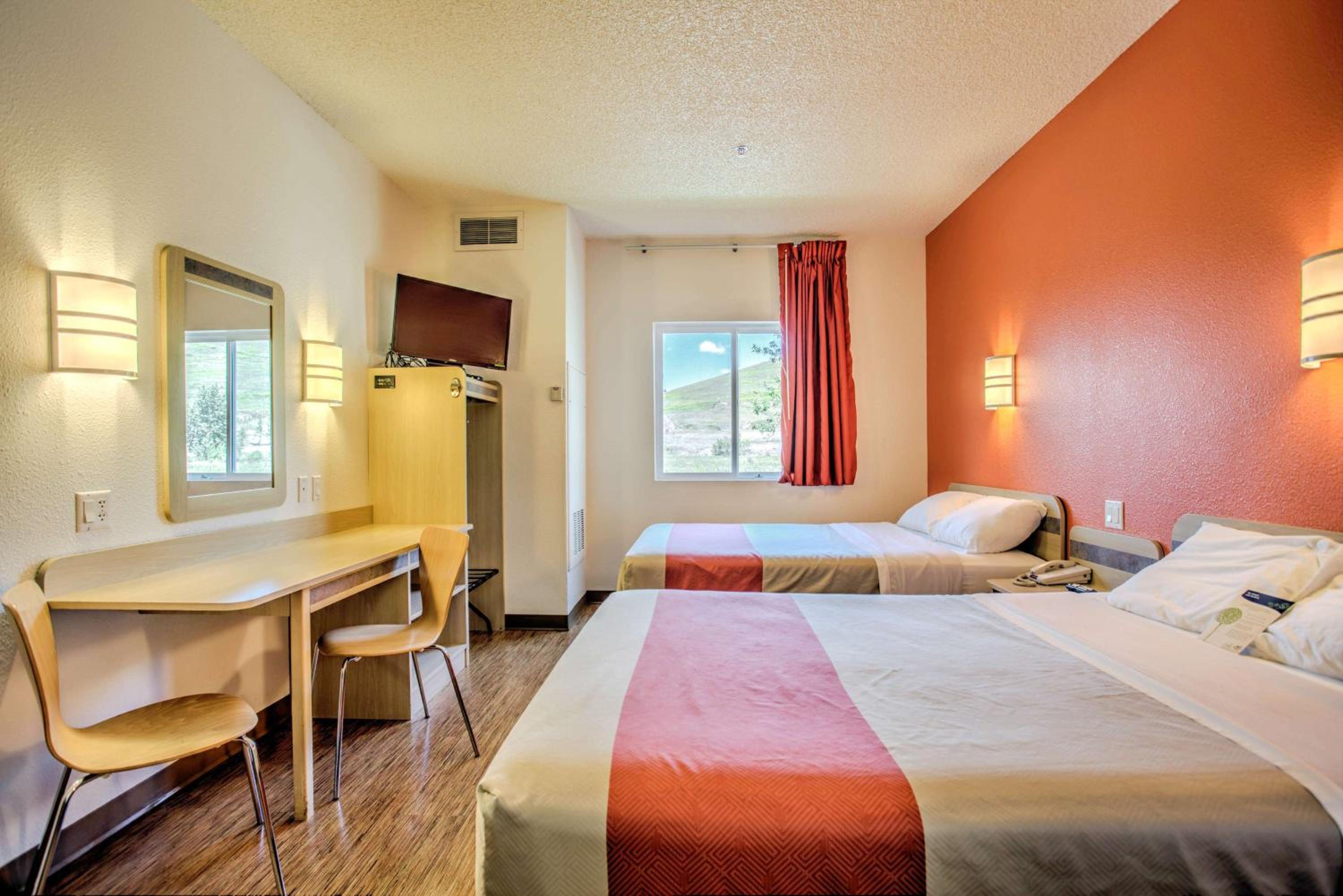 2 Queen Beds | Non-Smoking, Mini Fridge - Photo 1