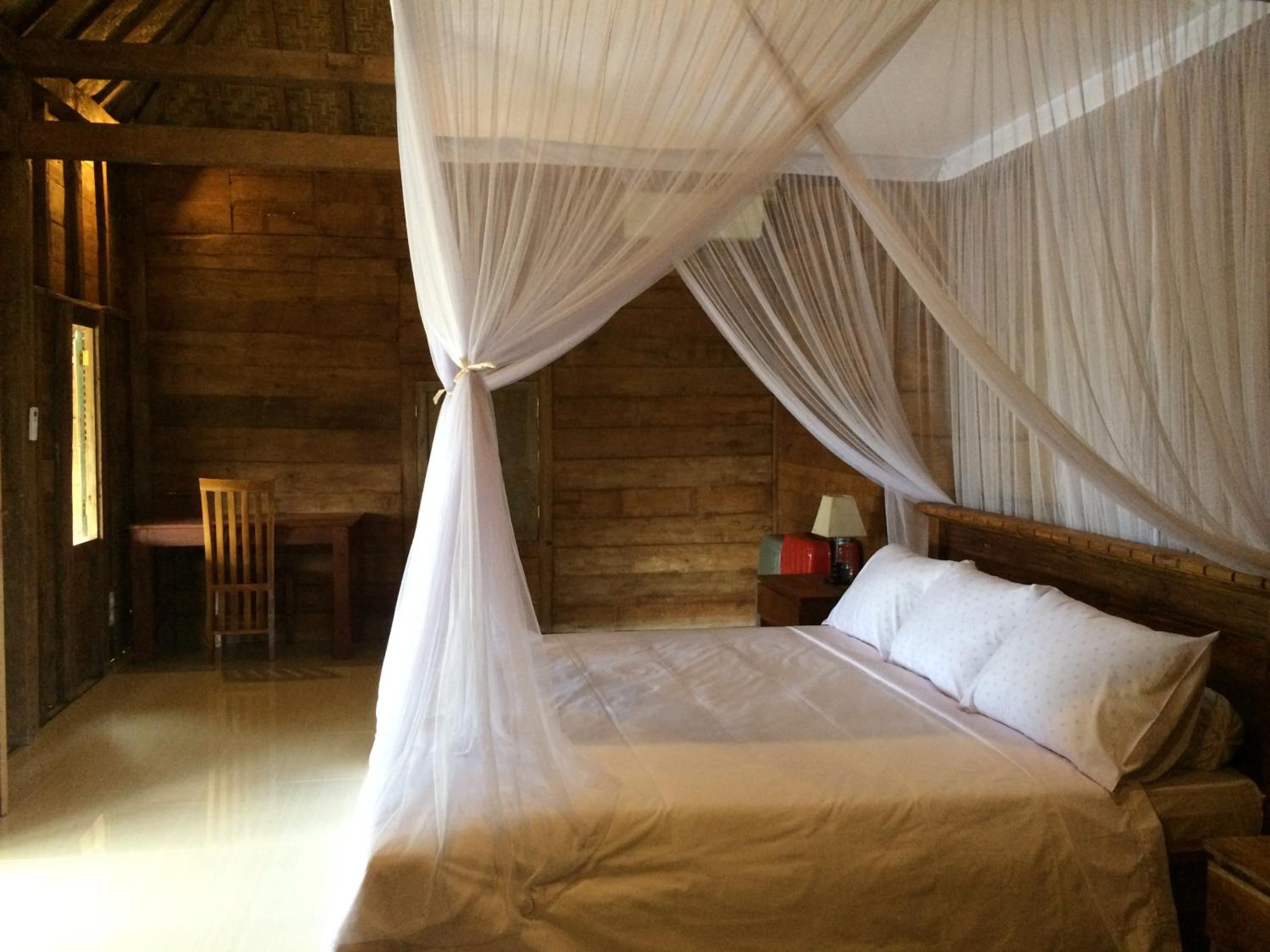 Deluxe Double Room with balcony and Garden View