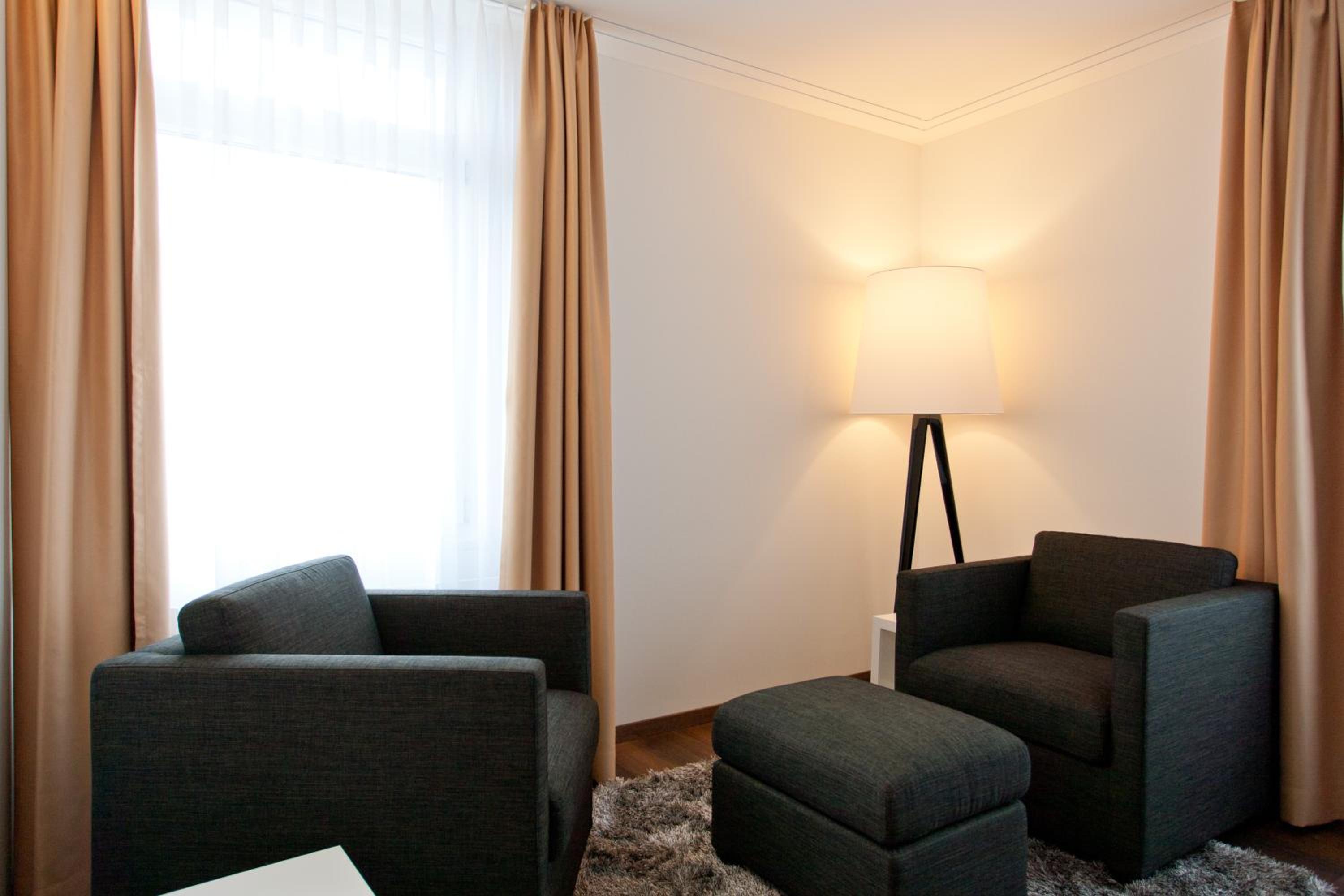 Deluxe Double Room - Photo 4