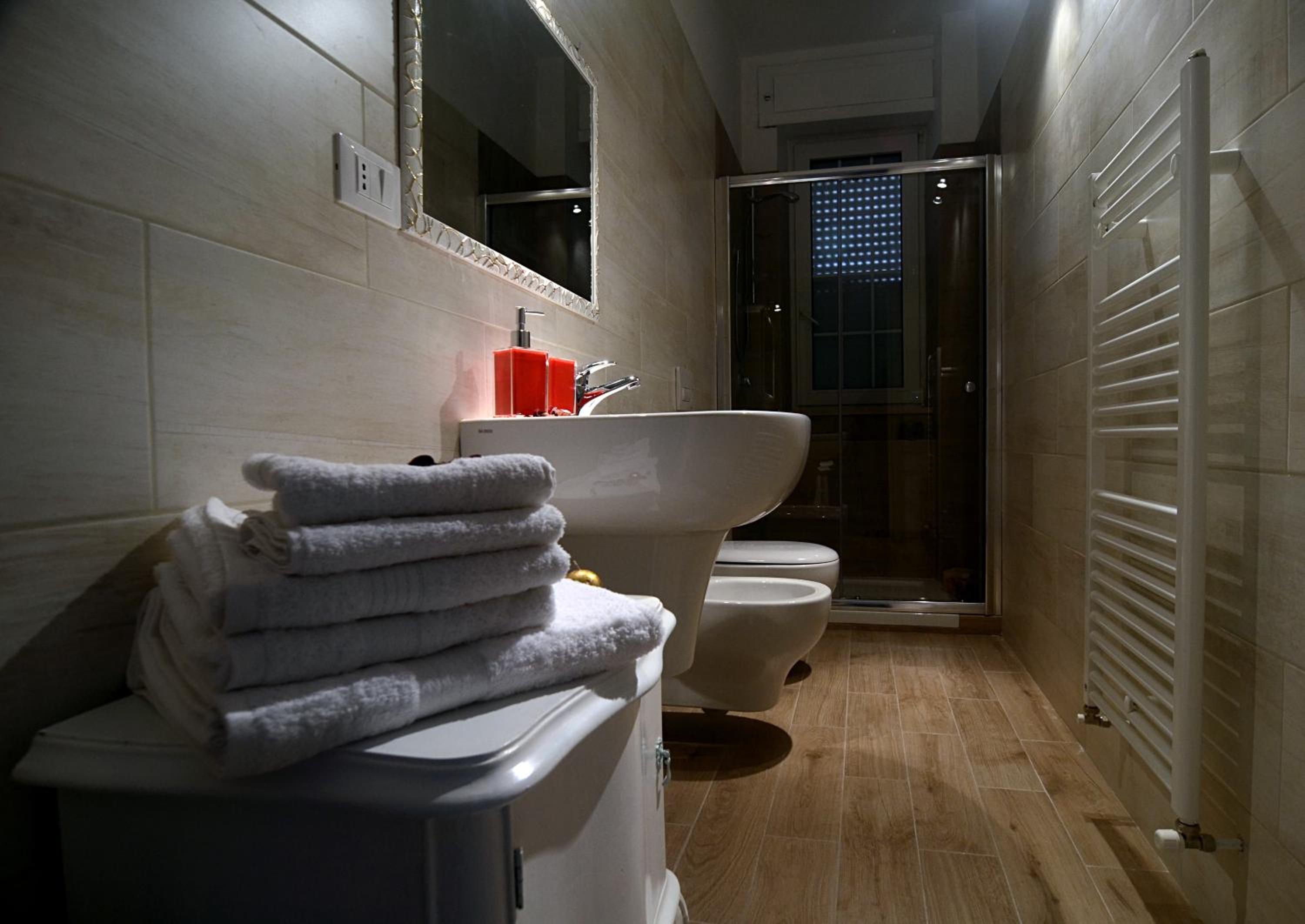 Two-Bedroom Apartment - Photo 6