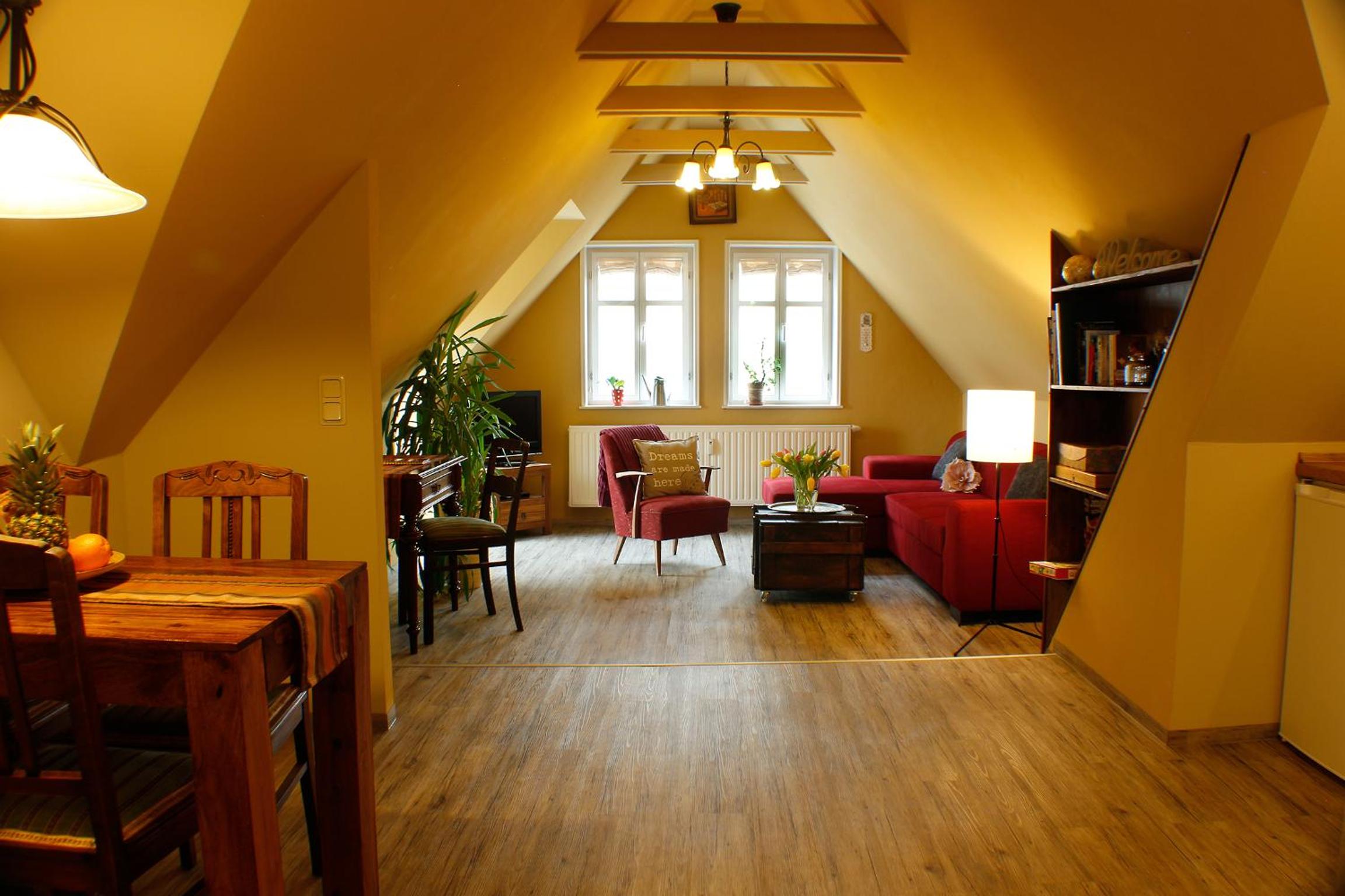 One-Bedroom Apartment with Roof Terrace (2-4 Adults) photo 1