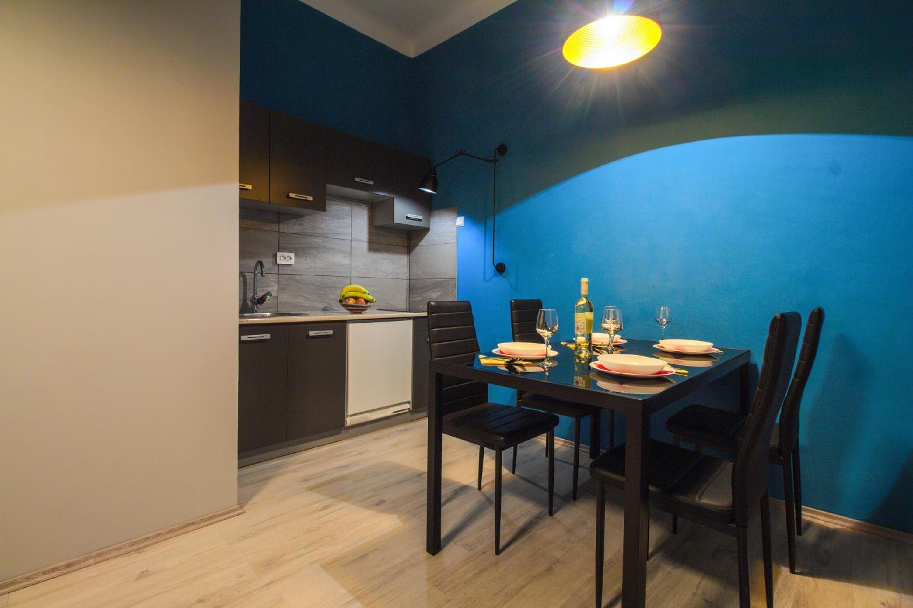 One-Bedroom Apartment - Photo 13