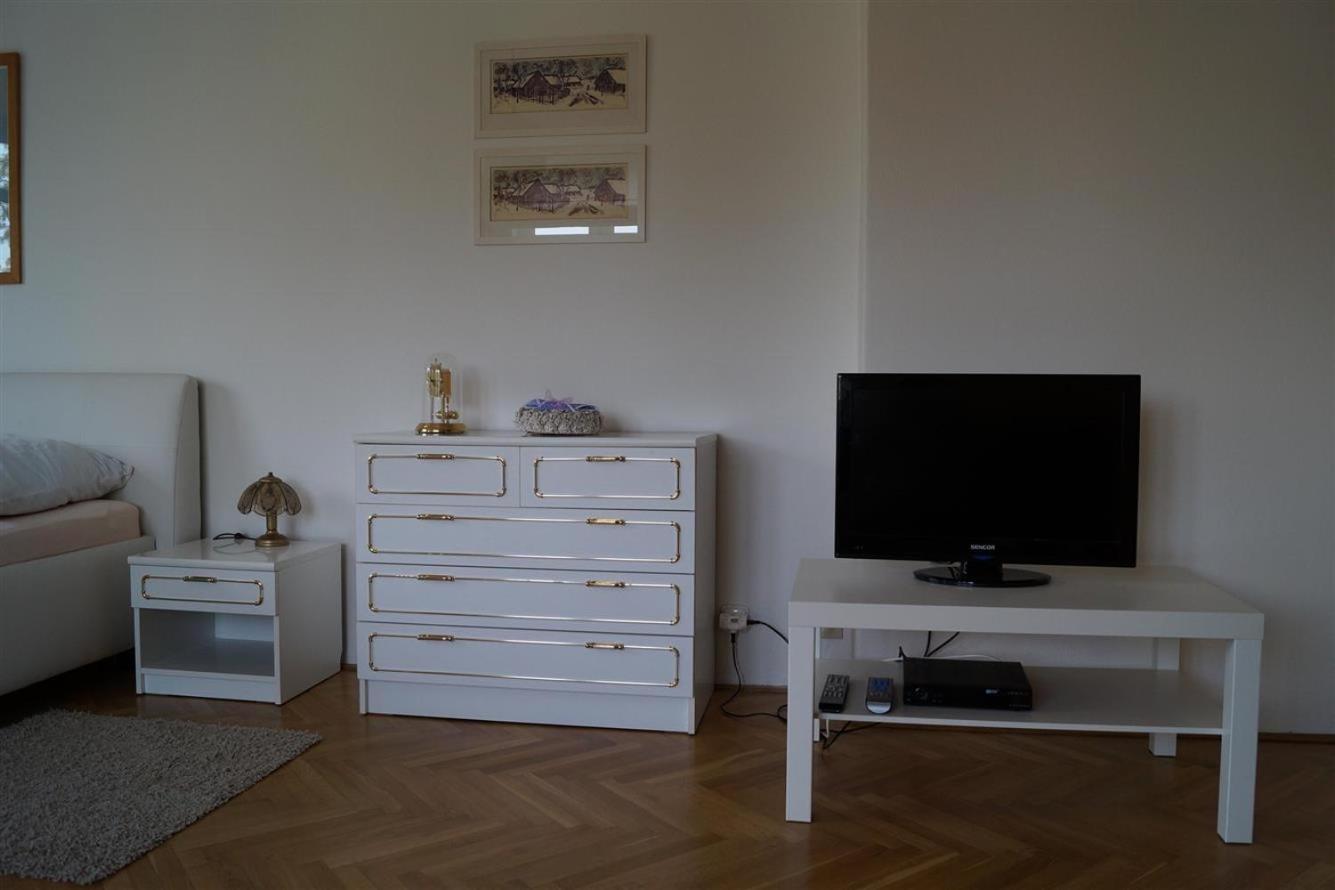 Two-Bedroom Apartment photo 3