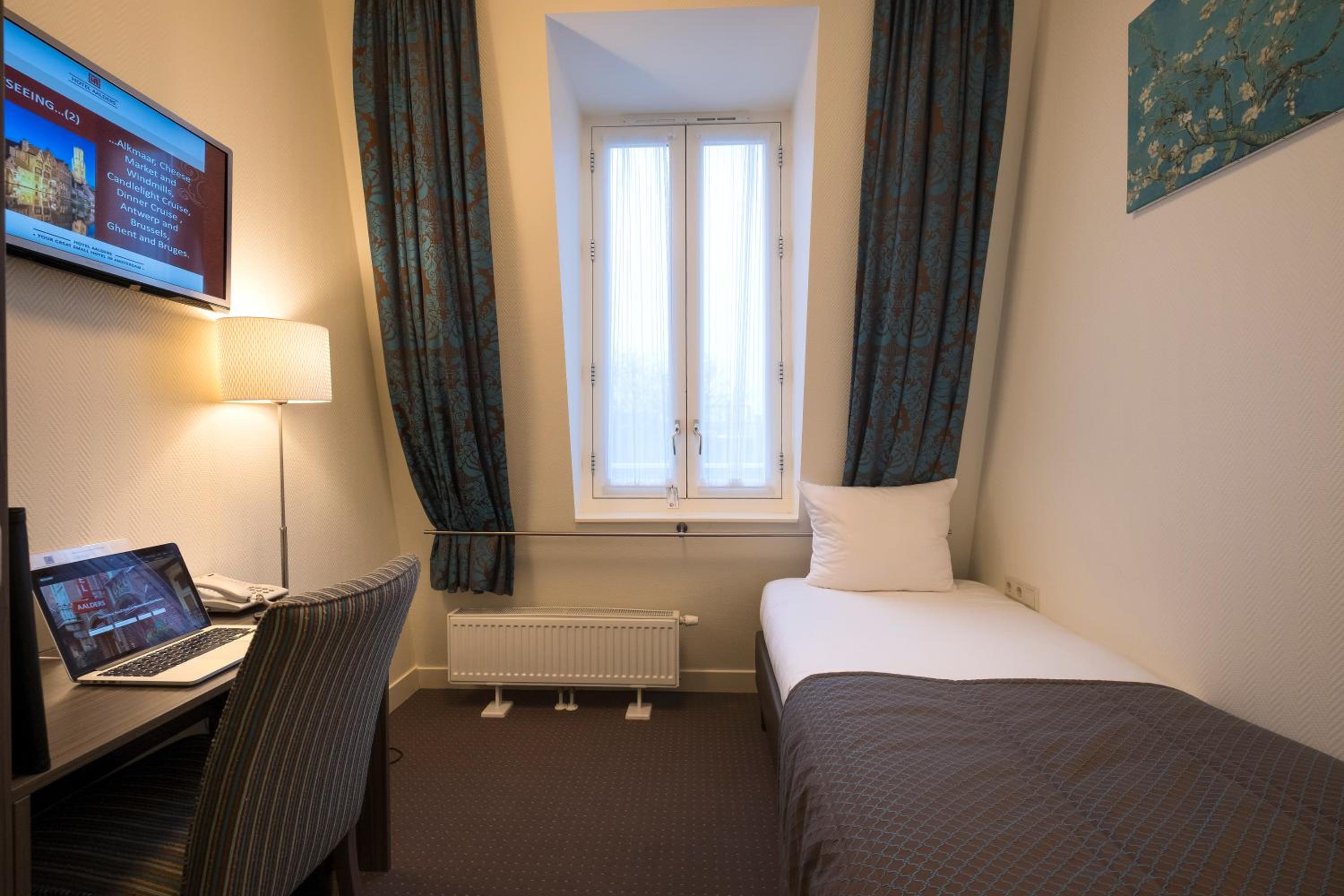 Small Single Room
