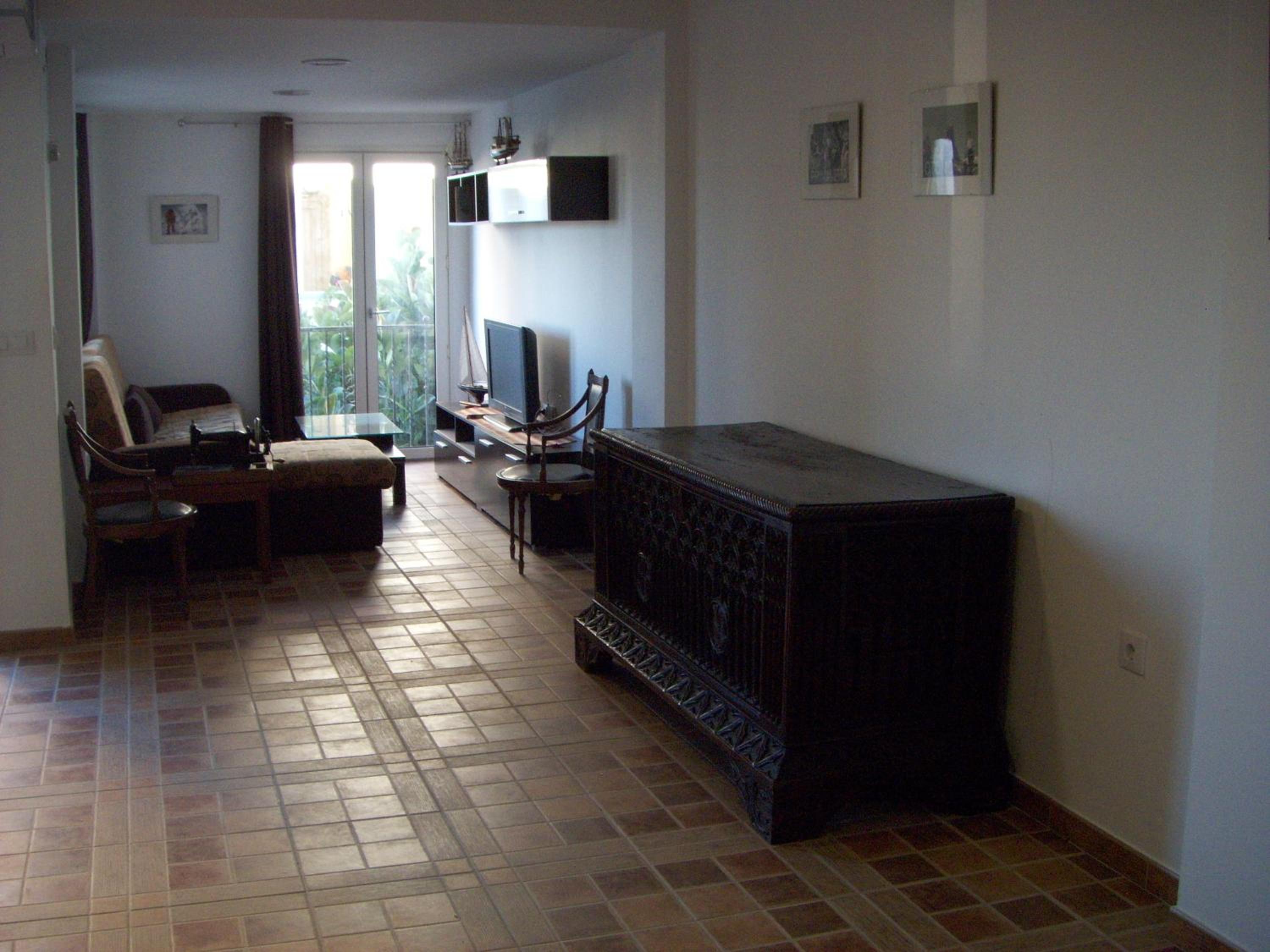 Apartamento con Balcón