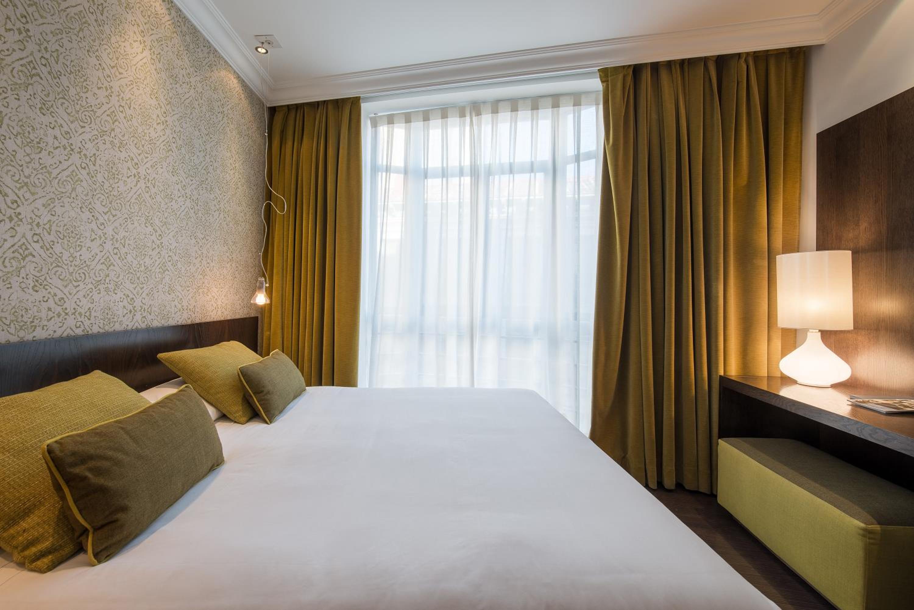 Two Connecting Double Rooms