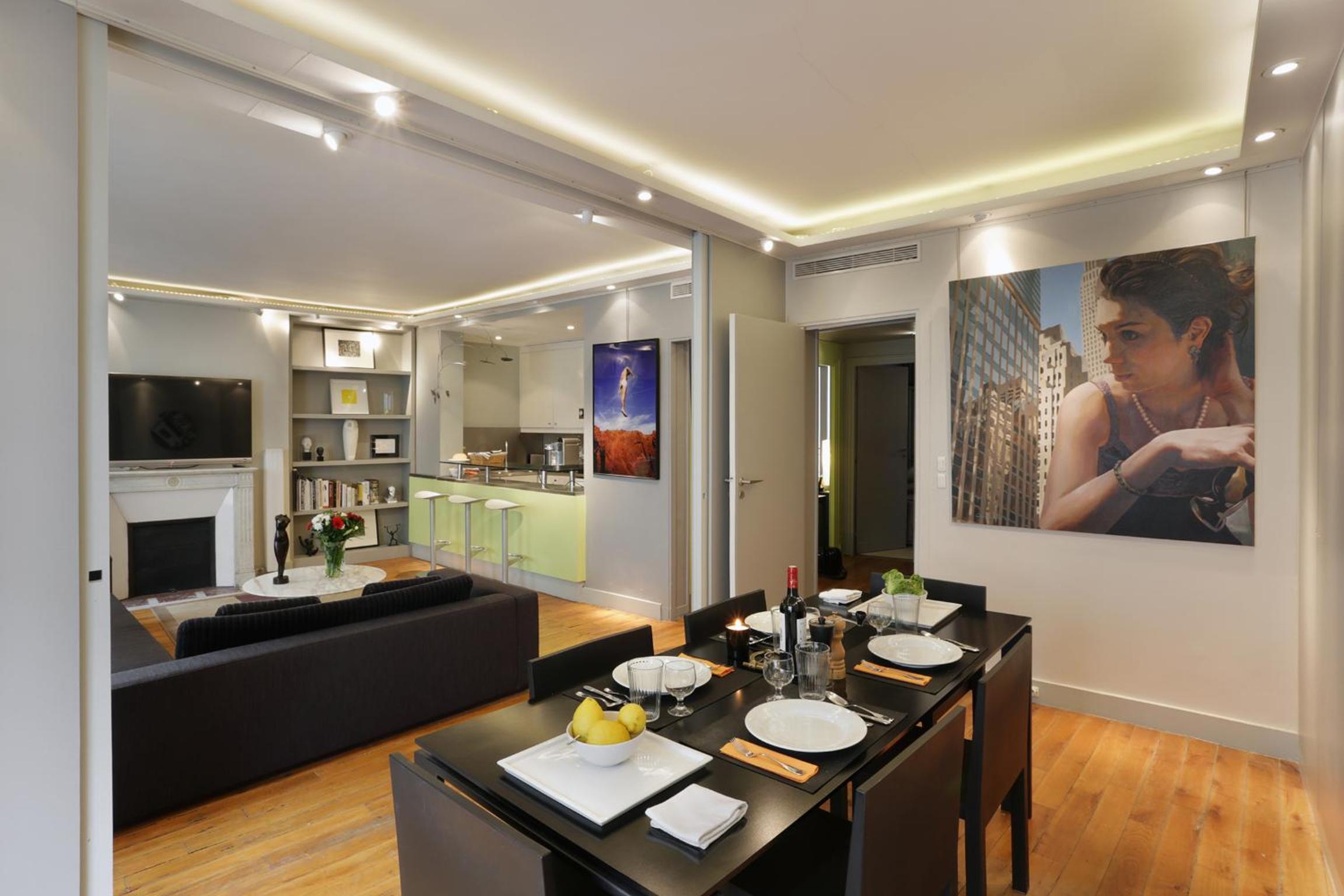 Apartment photo 1