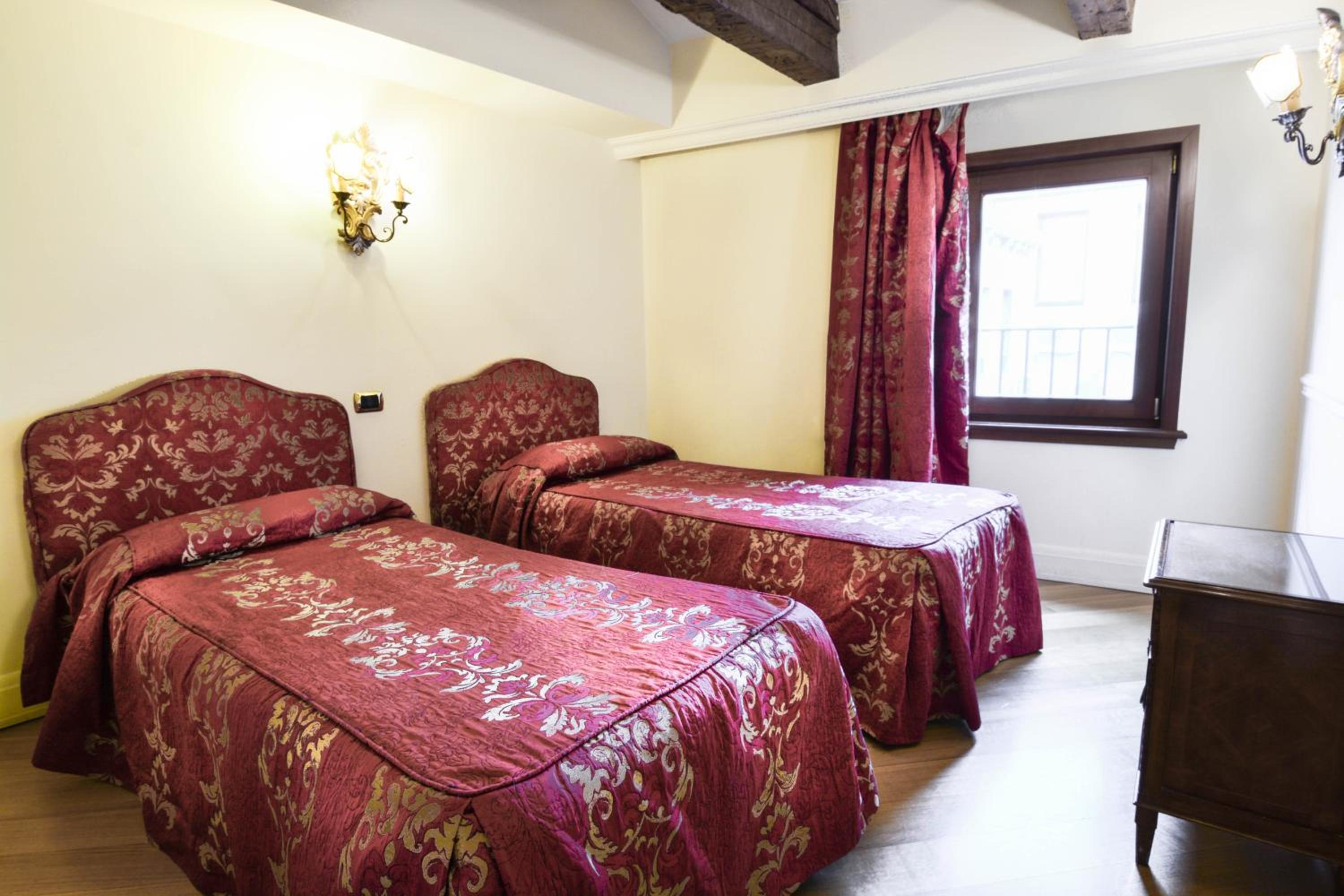 Suite Deluxe (4 adults) photo 2