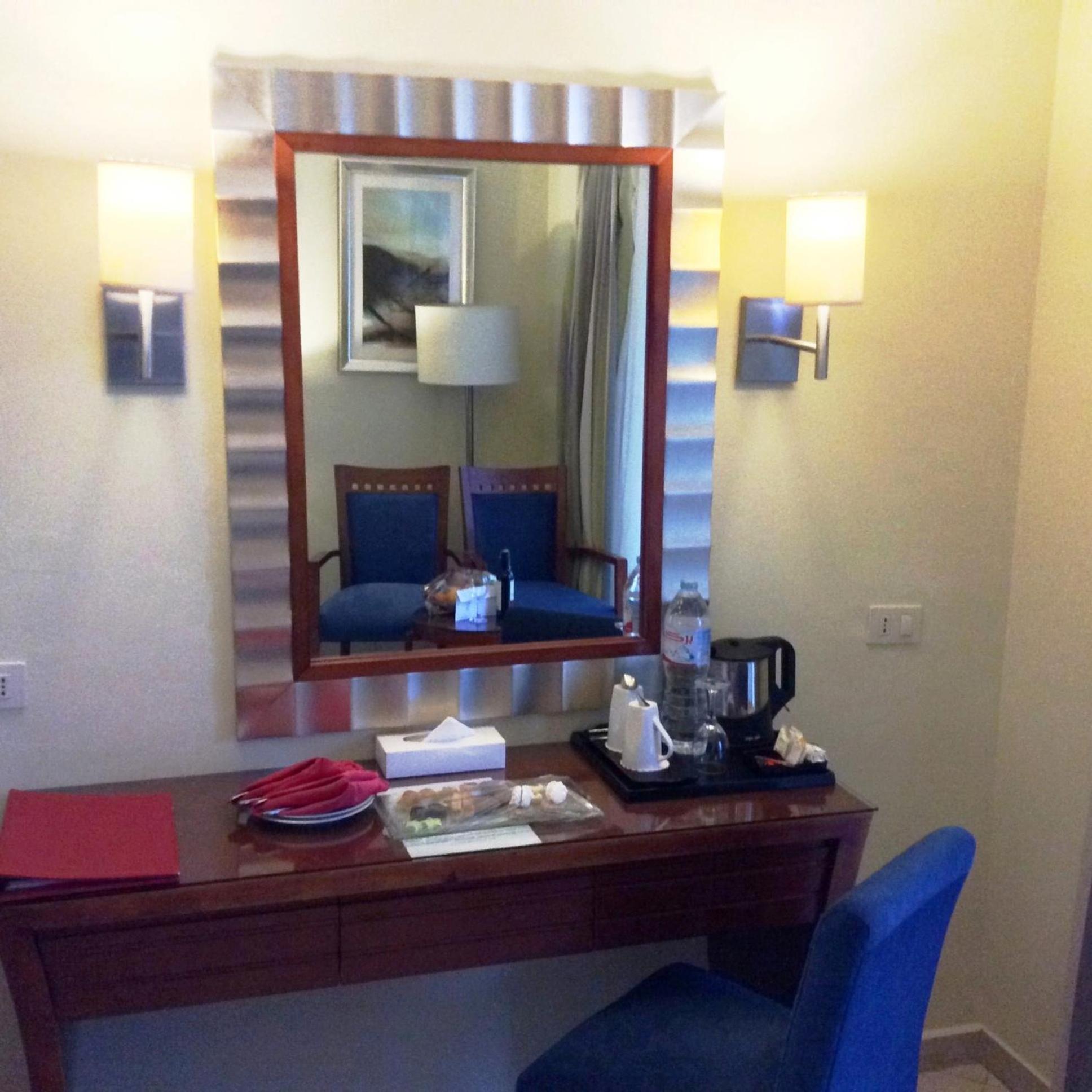 Deluxe Sea View Room - Photo 7