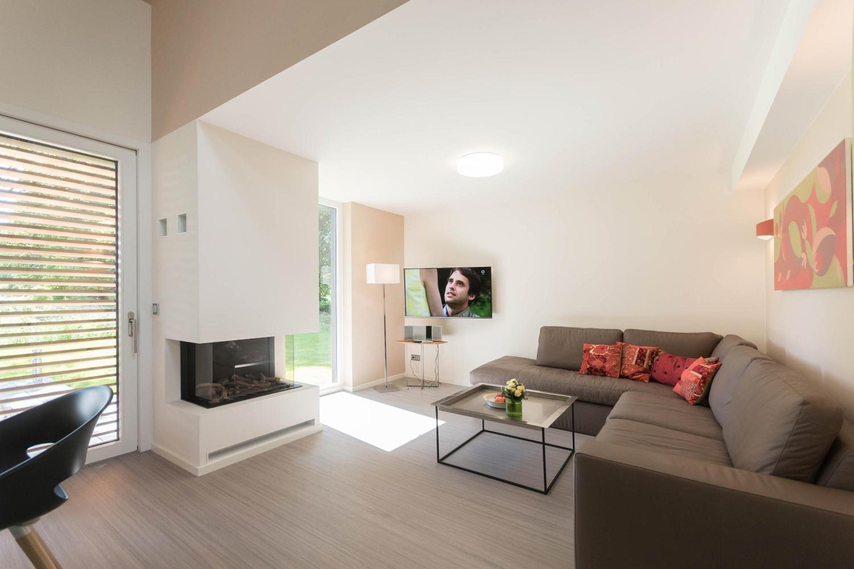Holiday House (Prestige) photo 3