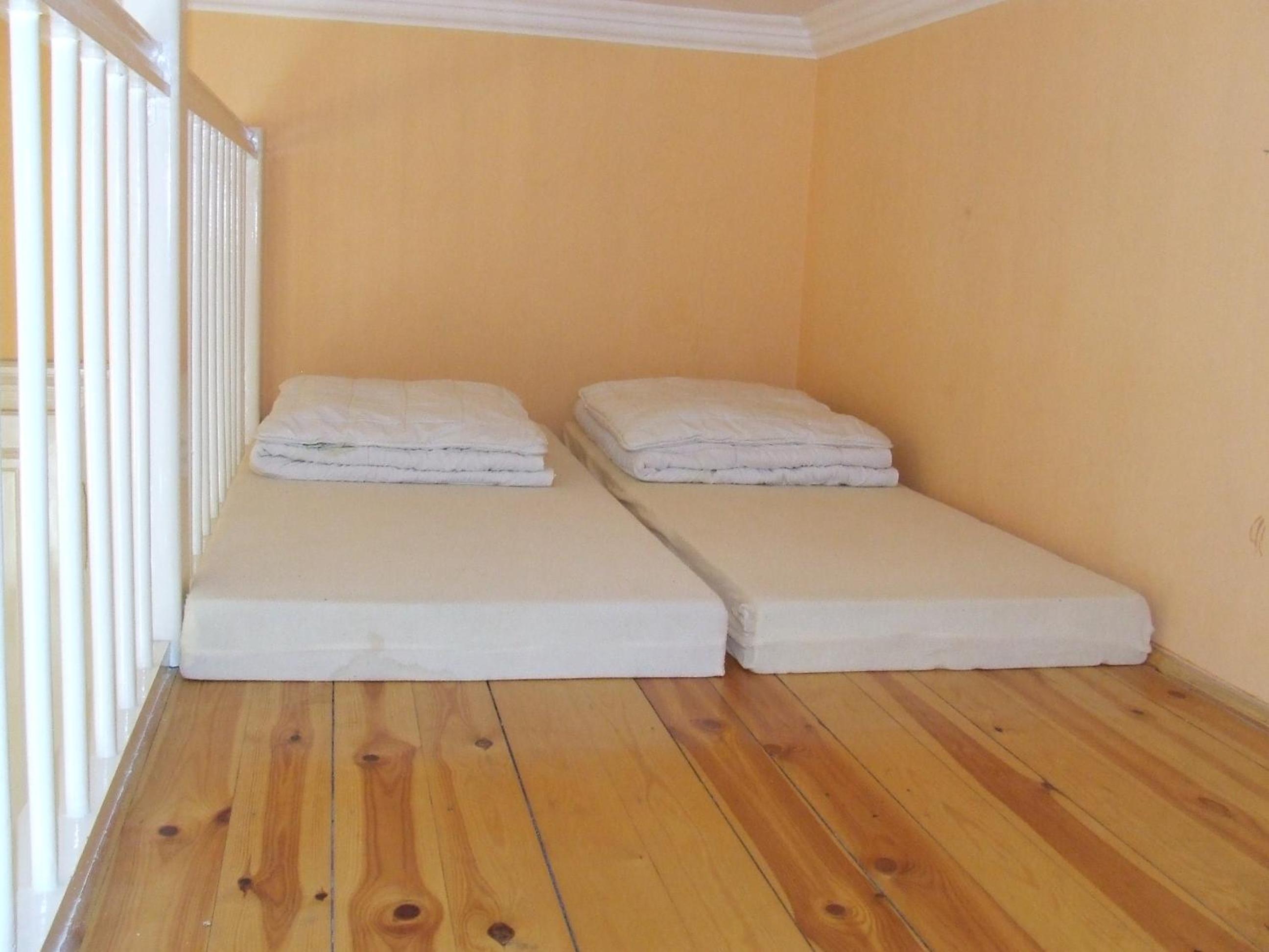 Duplex Quadruple Room - Photo 7