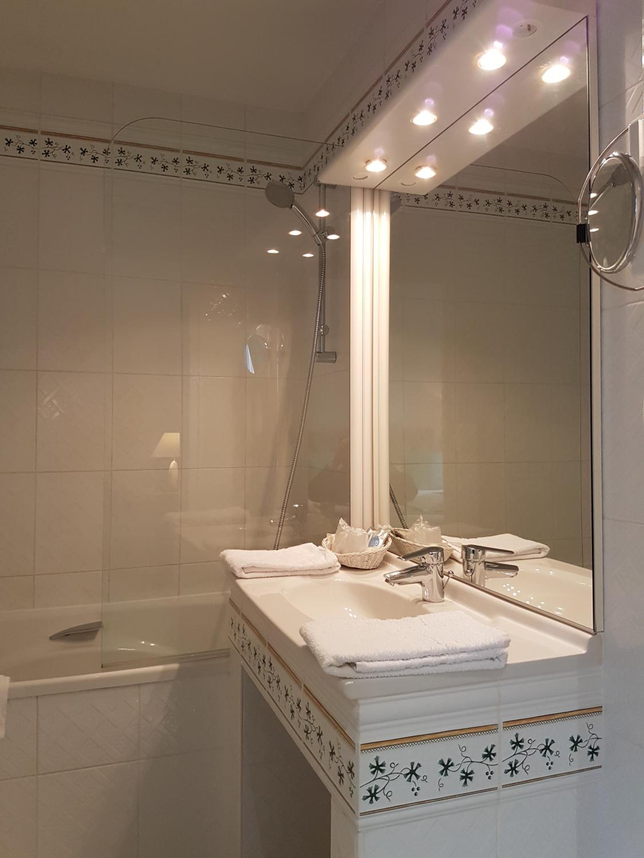 Superior Double Room - Photo 22