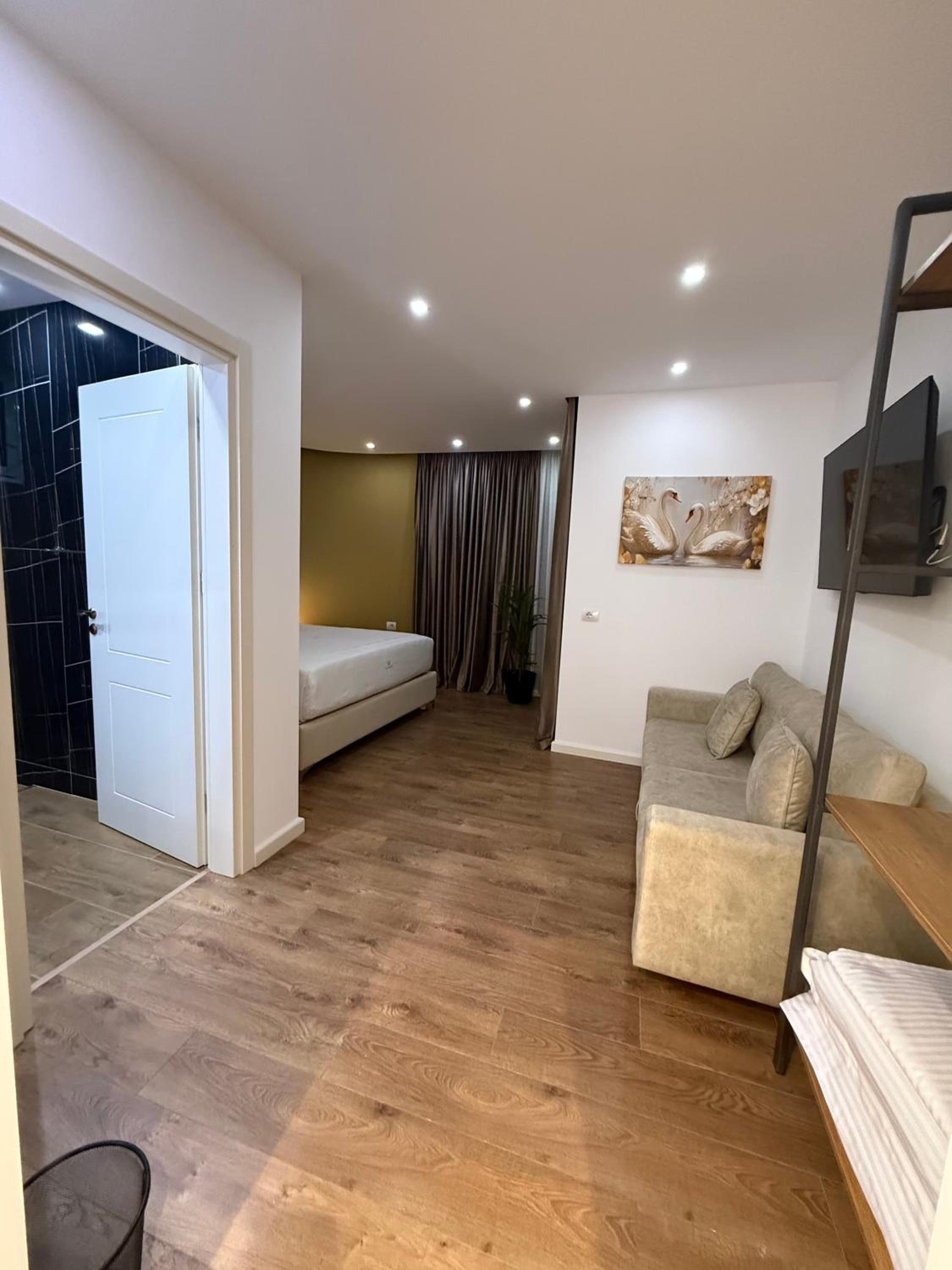 Suite with Balcony photo 3