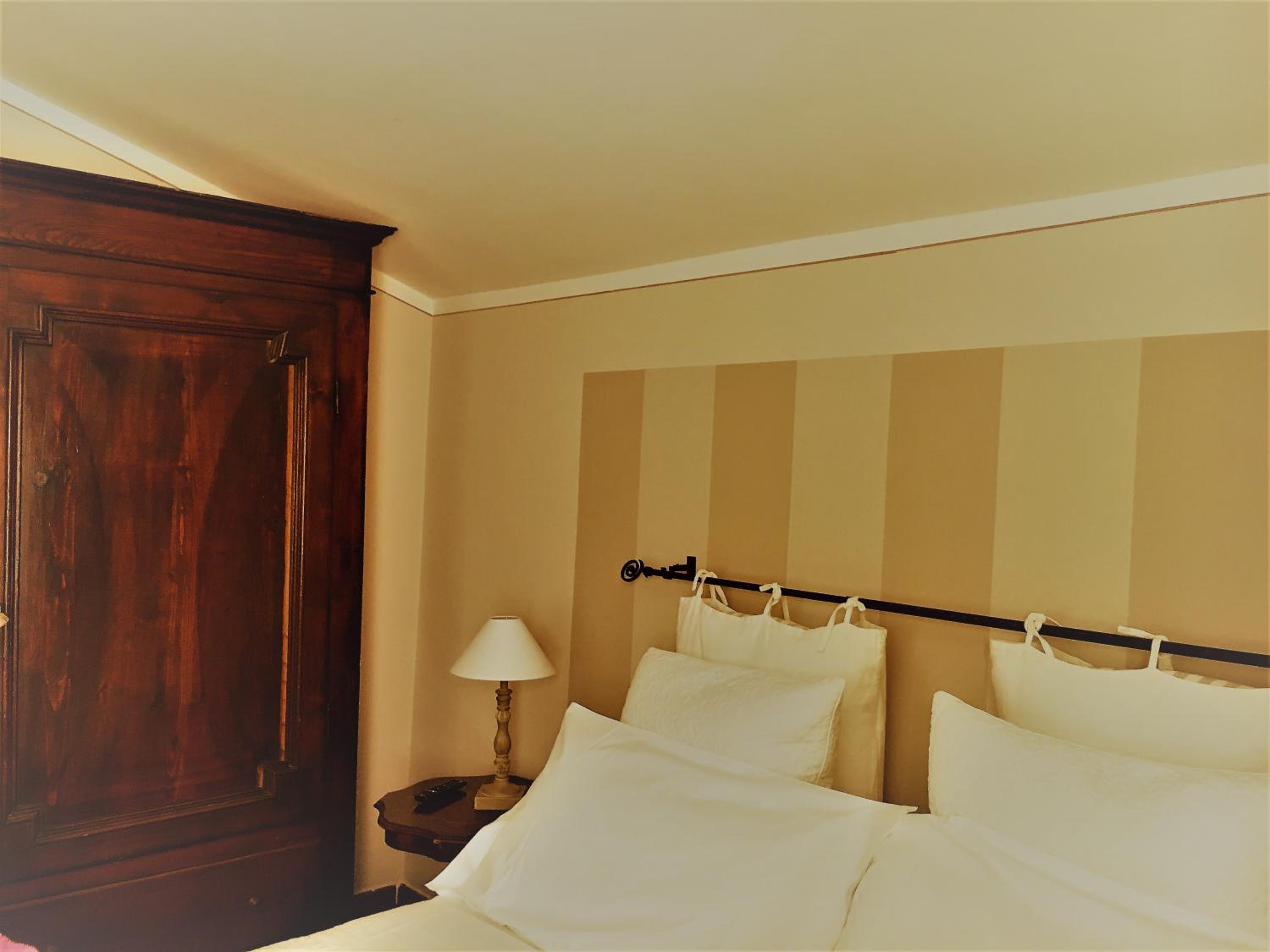 Double Room With Private External Bathroom
